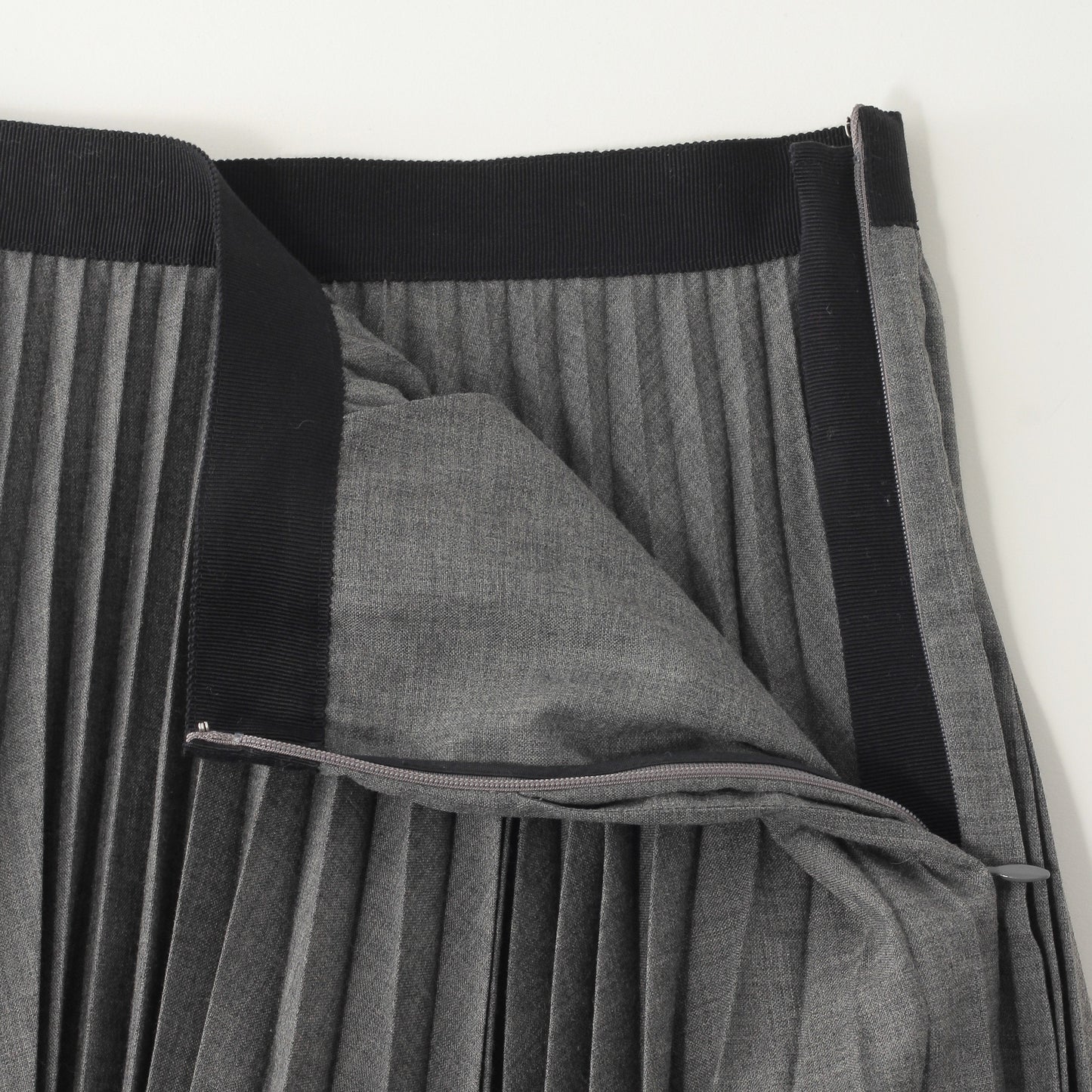SUMMER WOOL SKIRT
