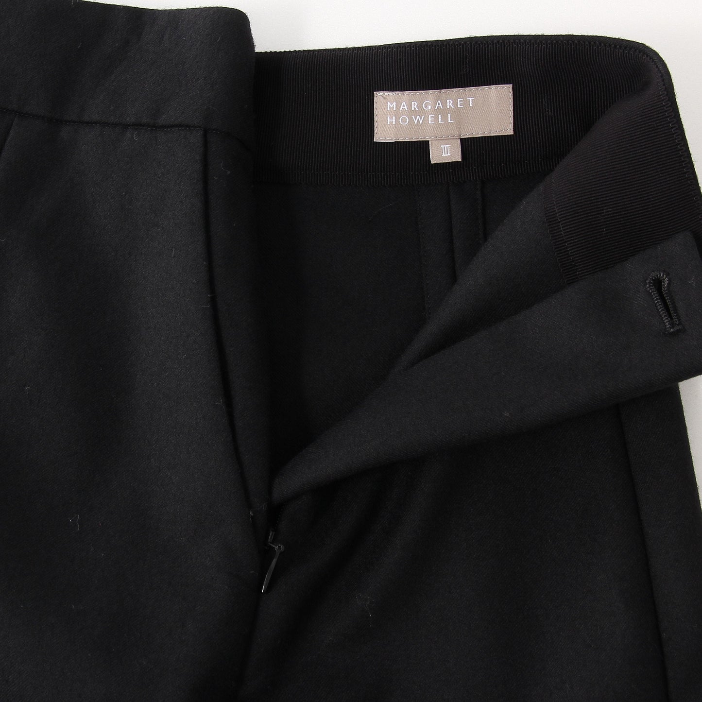 BLACK FLANNEL SKIRT