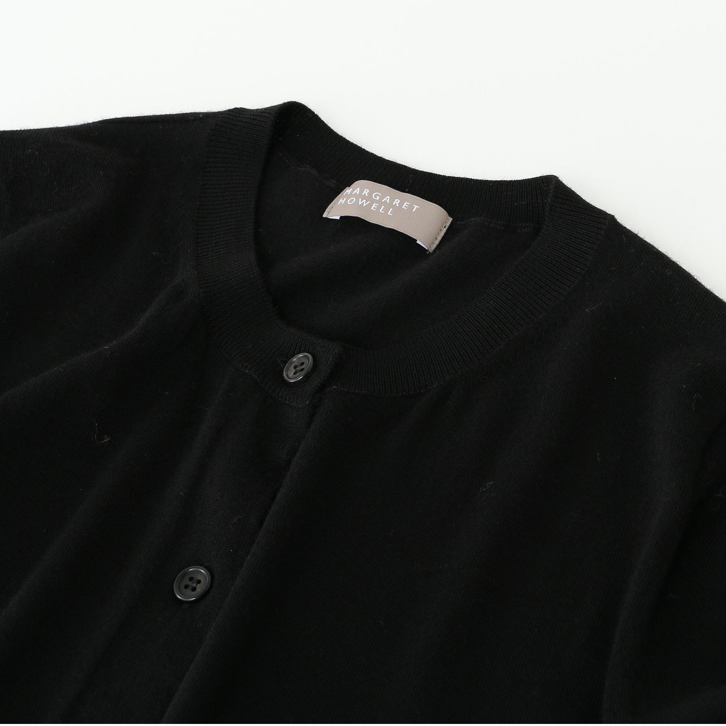 SUPERFINE WOOL KNIT