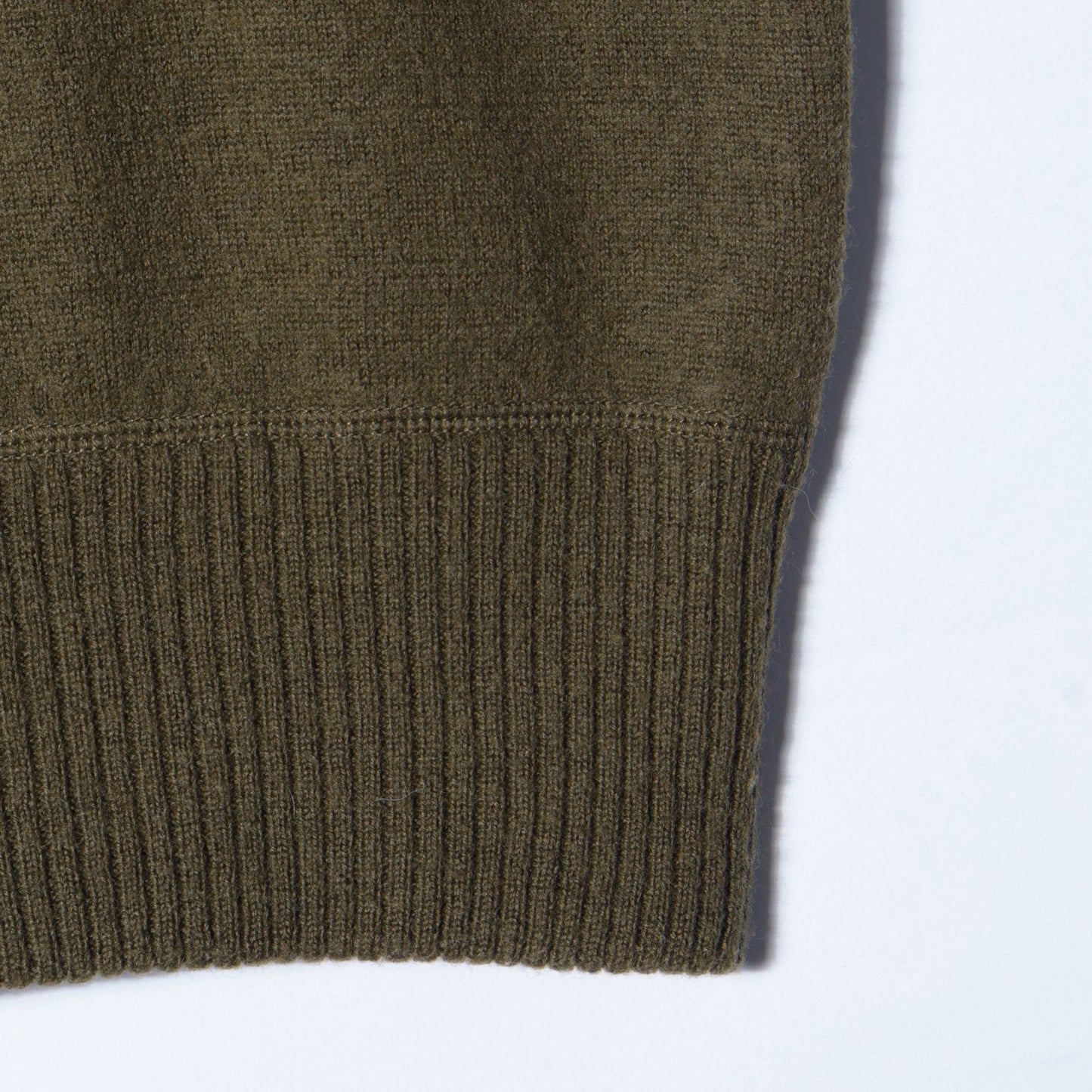 FELTED ROUGH WOOL KNIT