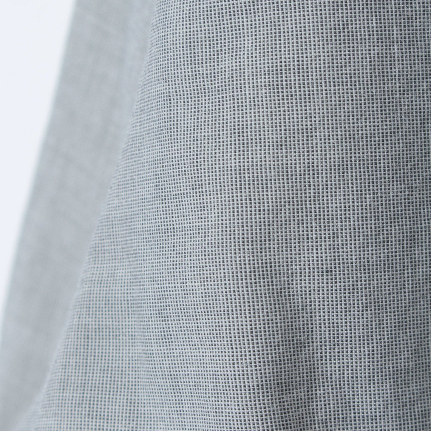 LIGHT COTTON END ON END SHIRT