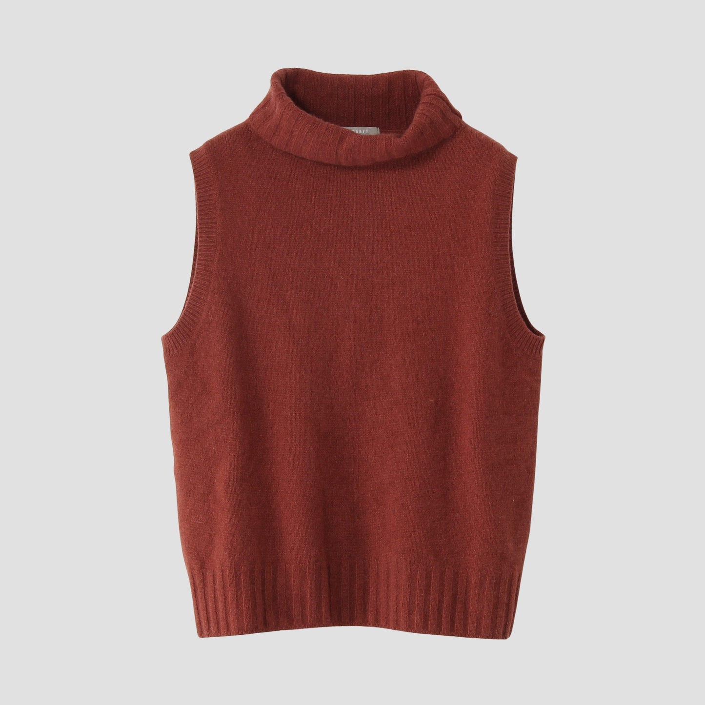 SLEEVELESS TURTLENECK KNIT