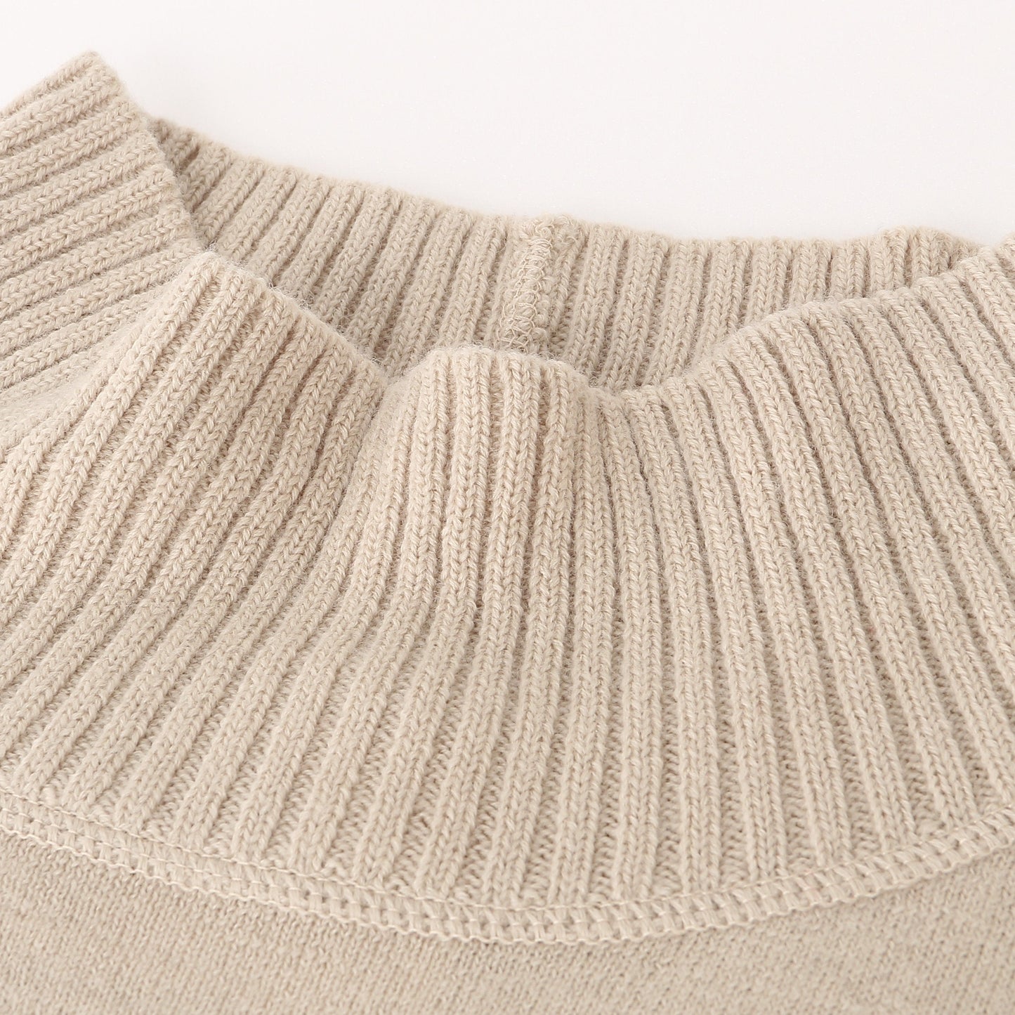 FELTED ROUGH WOOL KNIT