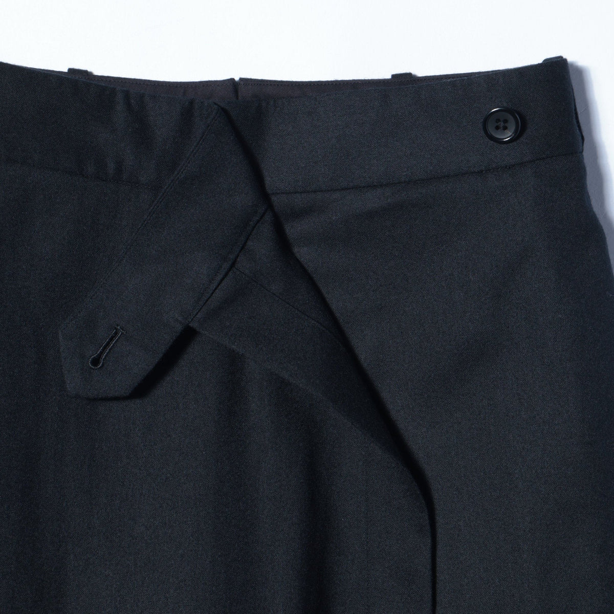 LIGHTWEIGHT FLANNEL TROUSERS