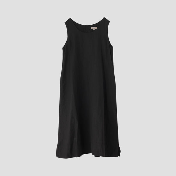 DENSE FINE LINEN DRESS