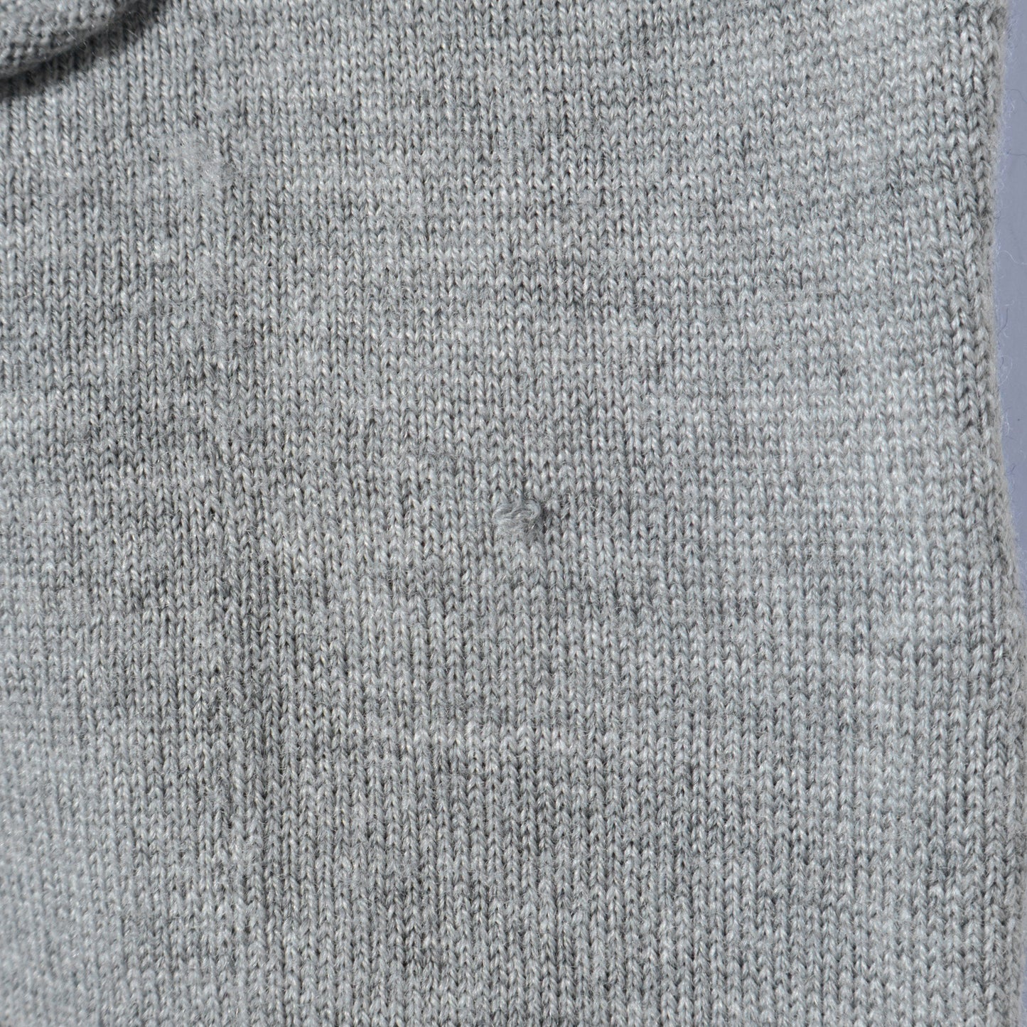 MERINO V NECK CARDIGAN KNIT