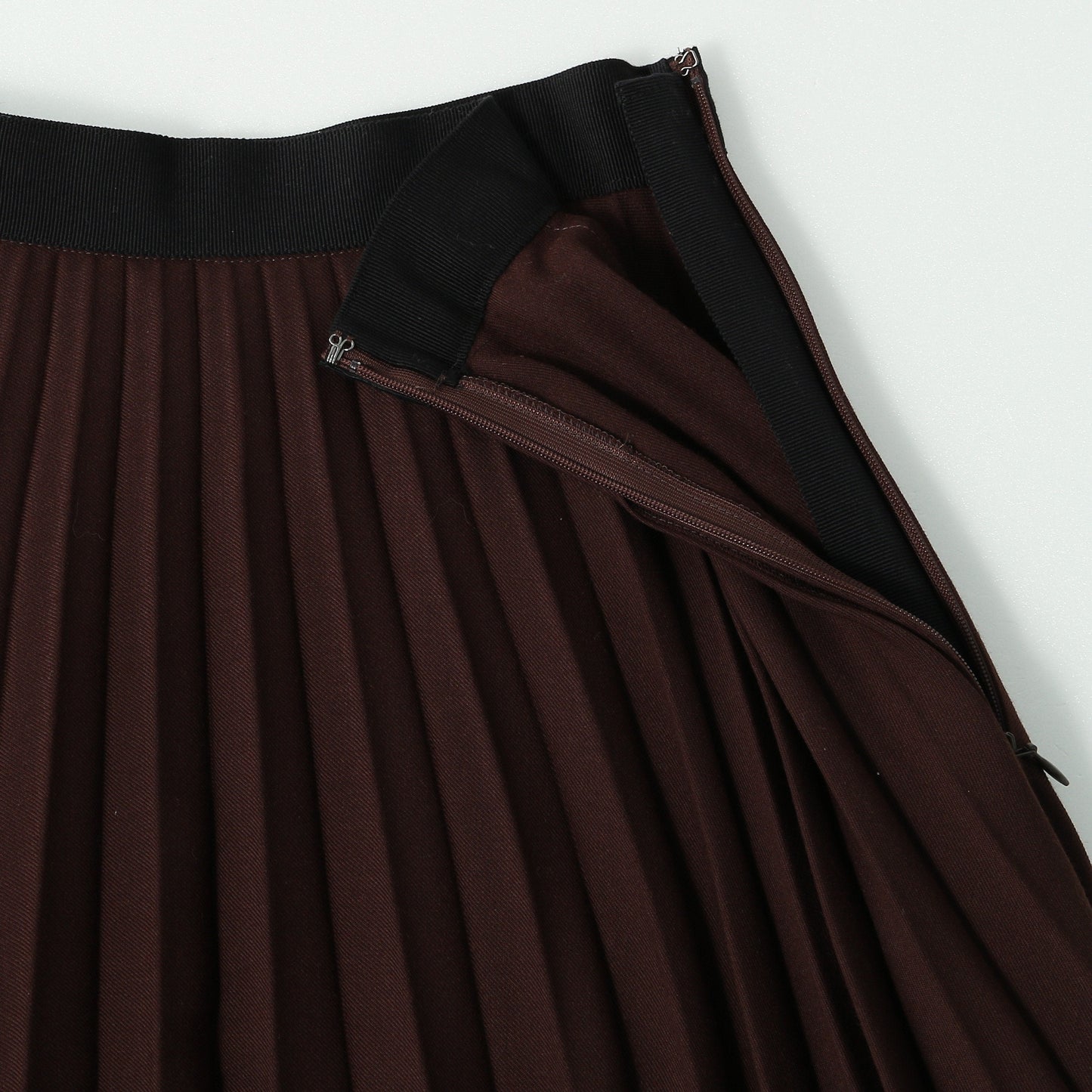 FINE WOOL GABARDINE SKIRT