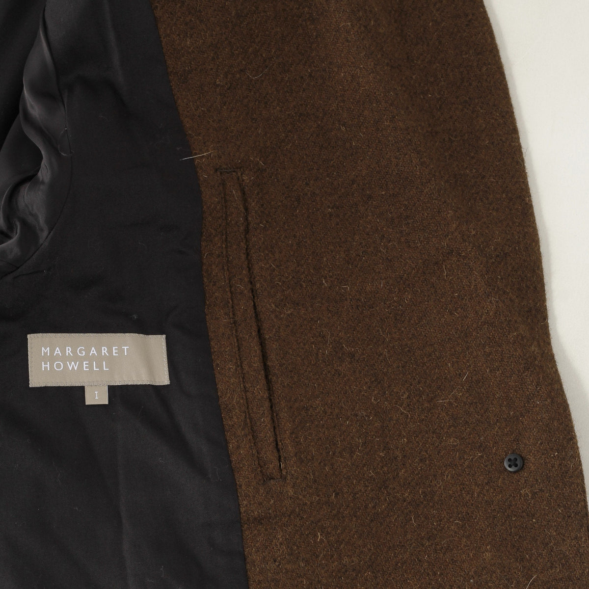 BRITISH WOOL TWEED COAT