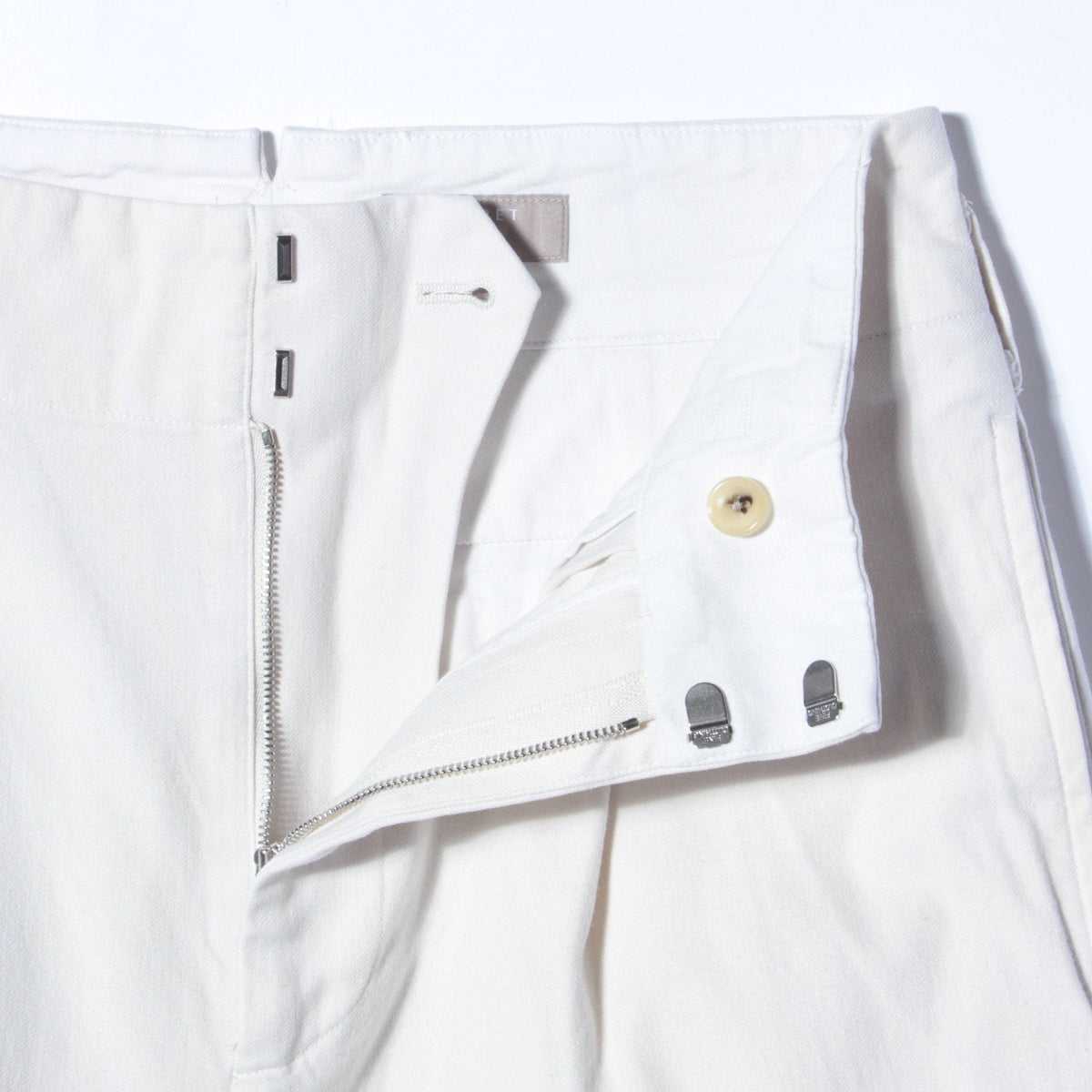 WASHED COTTON TWILL TROUSERS