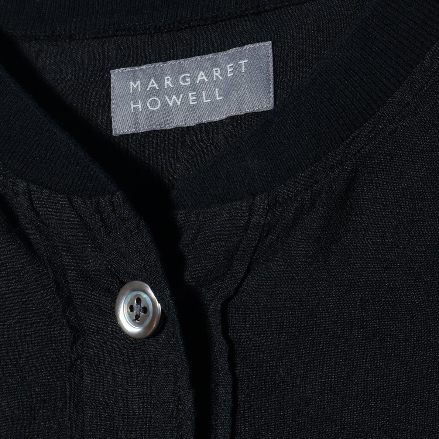 BLACK LINEN SHIRT