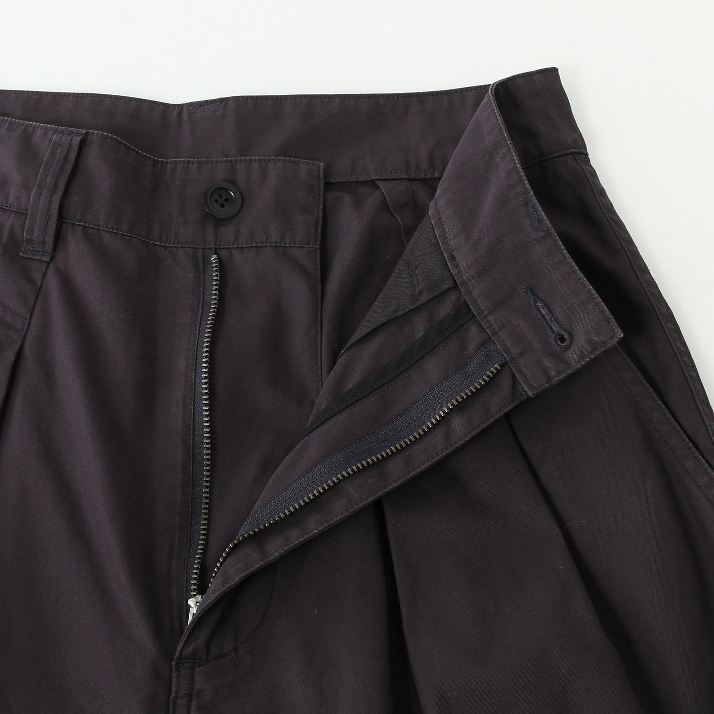 CRISP COTTON TWILL TROUSERS