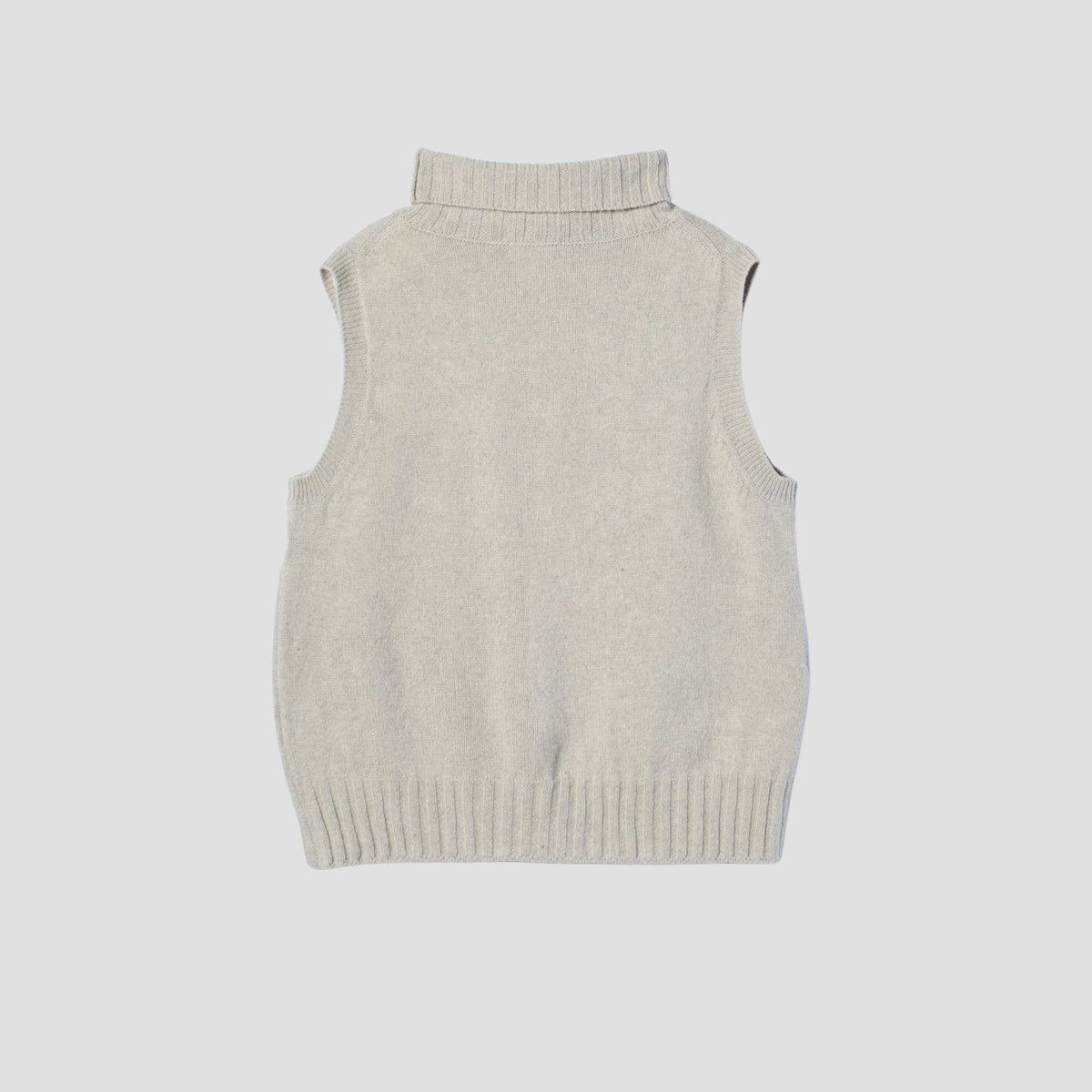 SLEEVELESS ROLL NECK KNIT