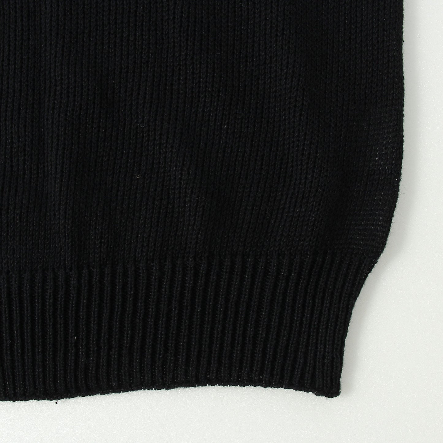 CAST OFF ROLL NECK KNIT