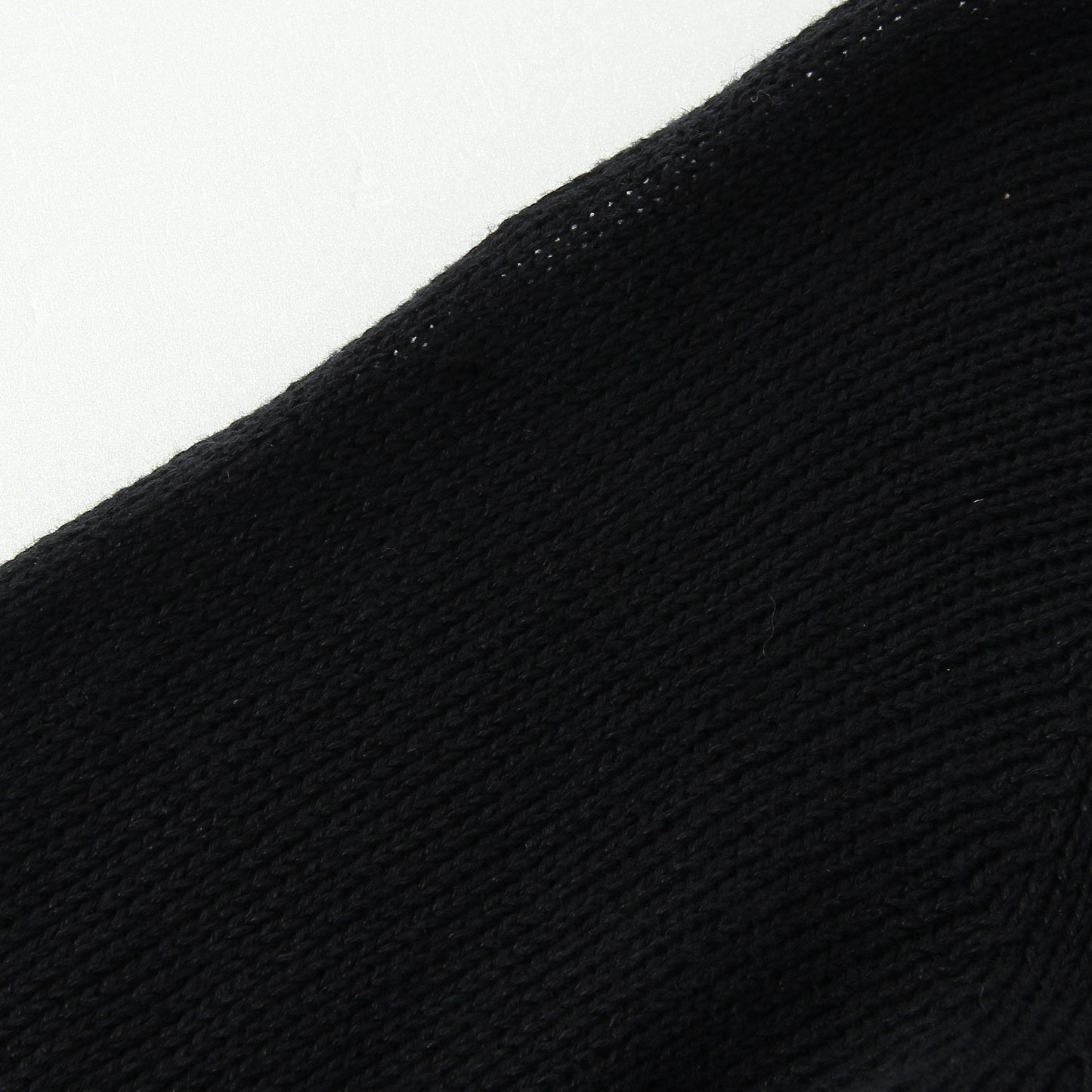 CAST OFF ROLL NECK KNIT