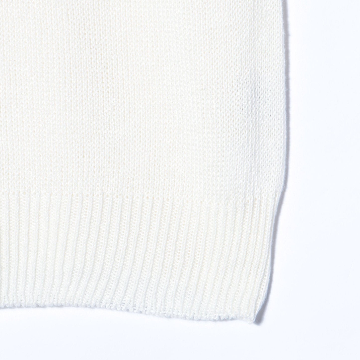 CAST OFF ROLL NECK KNIT