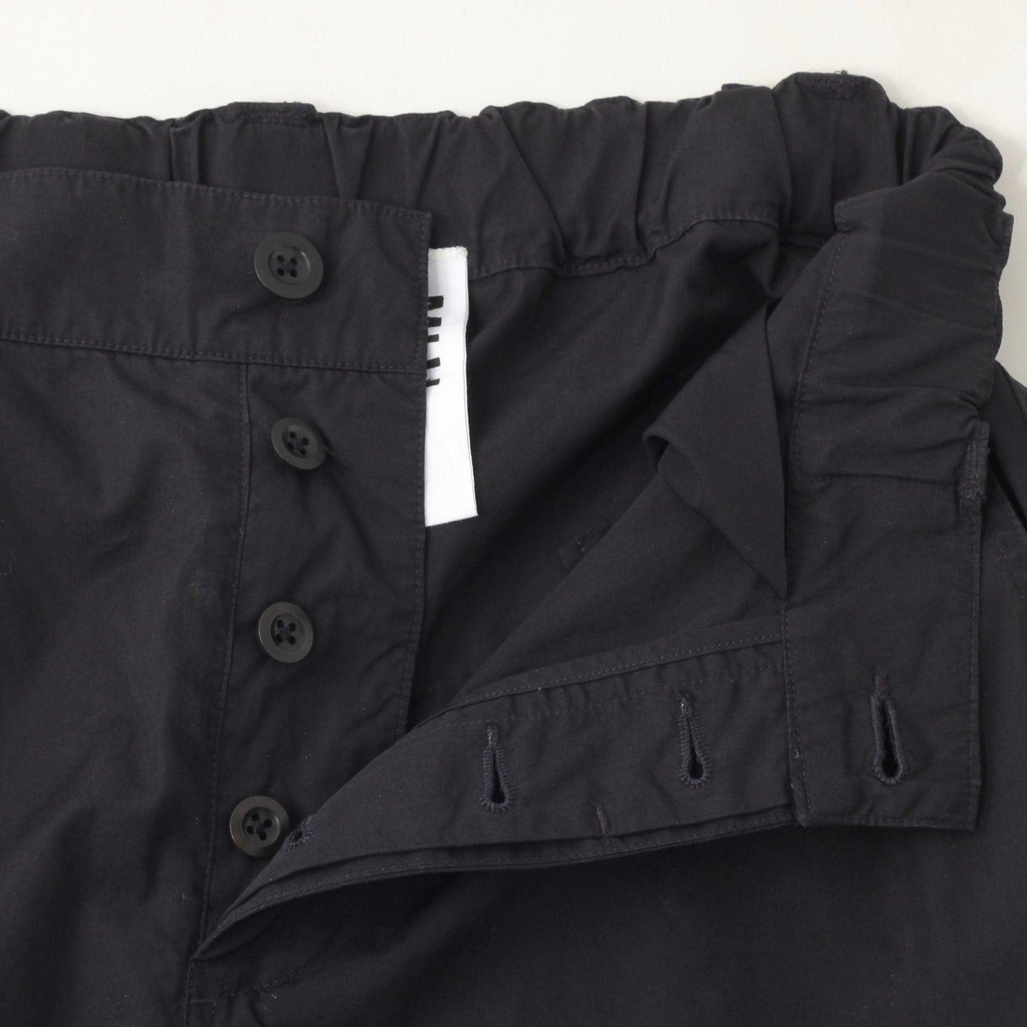 FINE COMPACT COTTON POPLIN TROUSERS