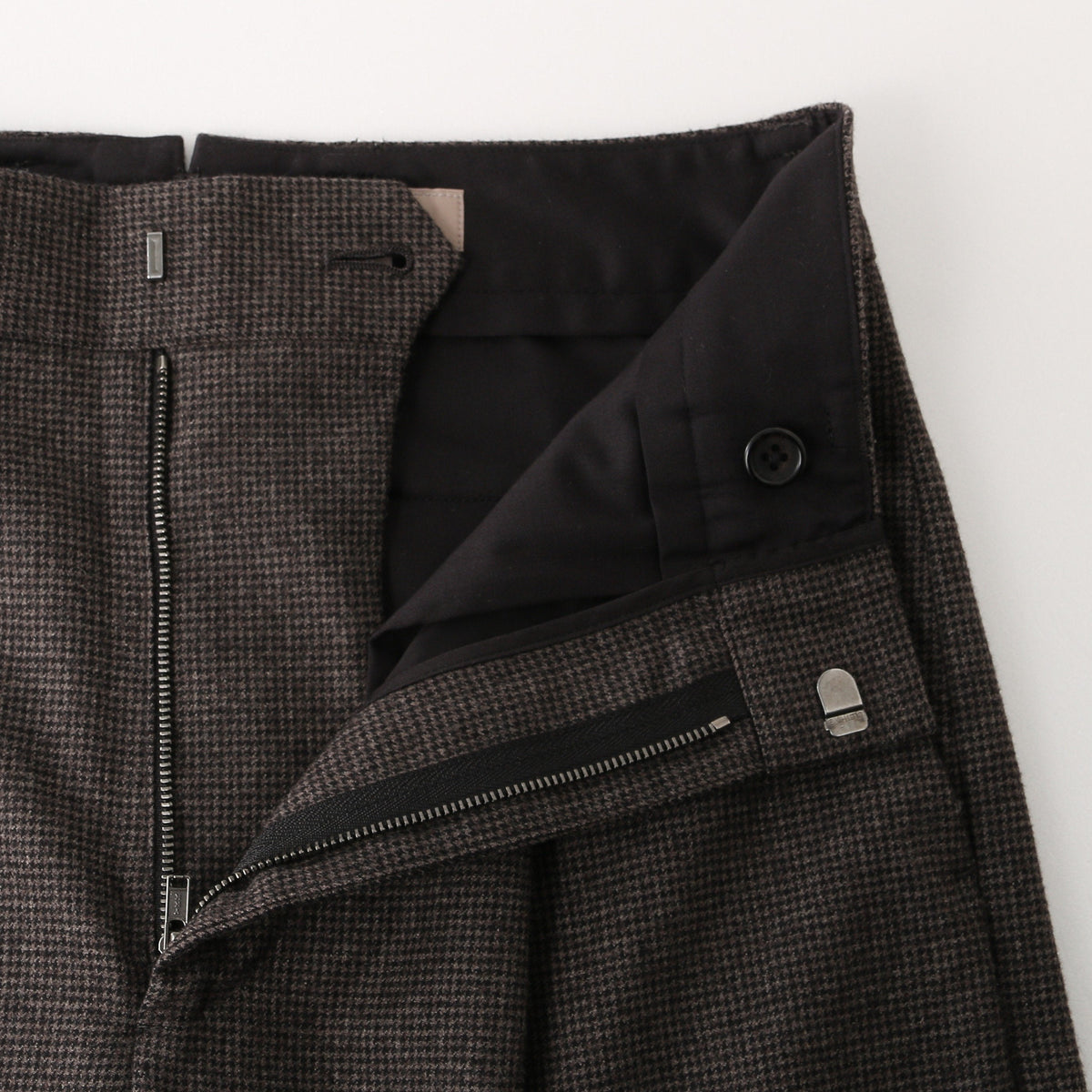 FINE FLANNEL TROUSERS