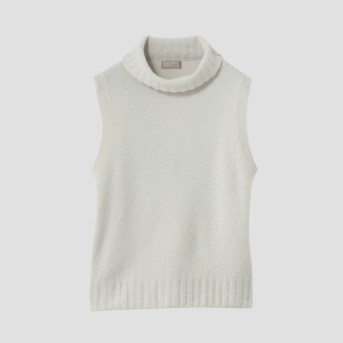 SLEEVELESS TURTLENECK KNIT
