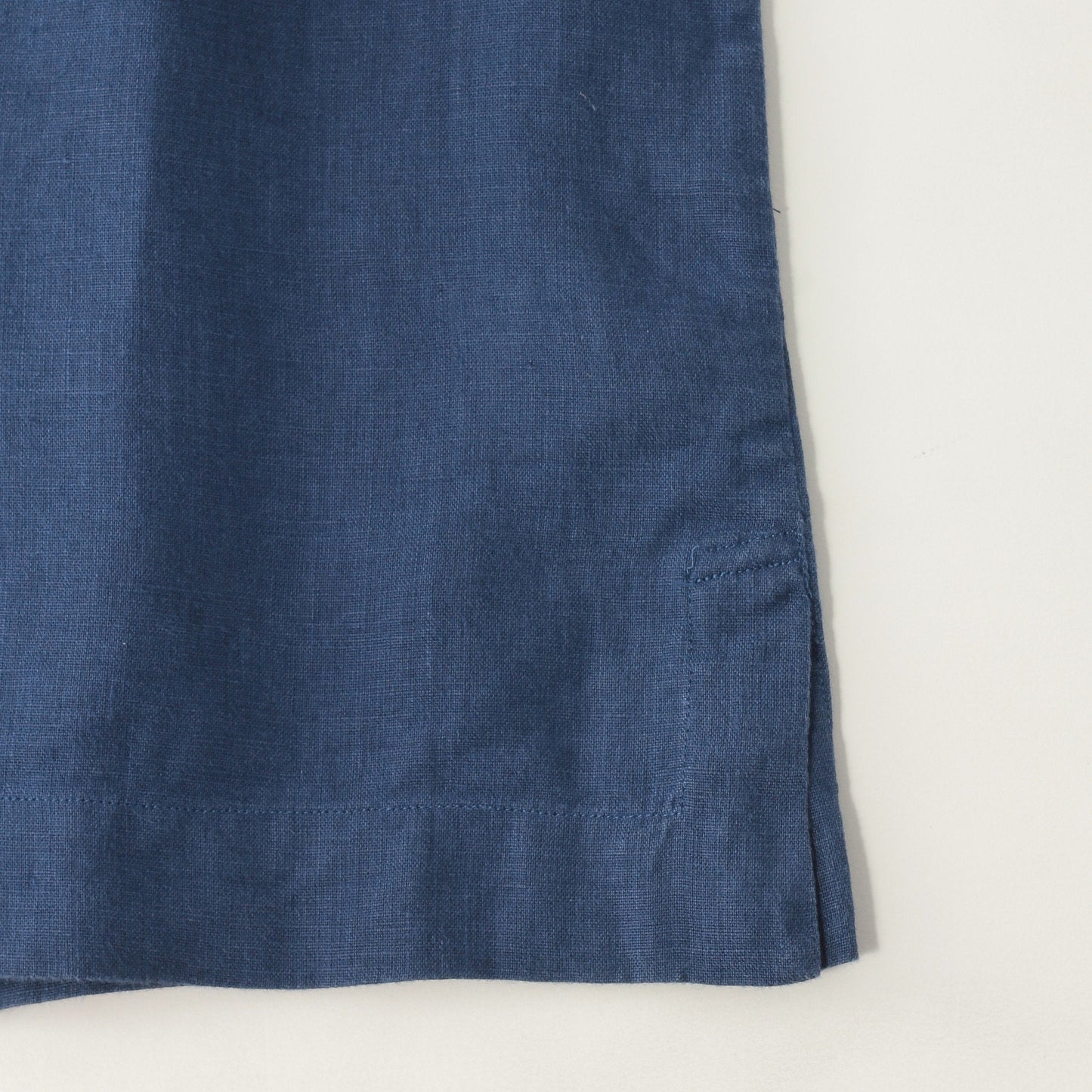 CLEAN LINEN SHIRT