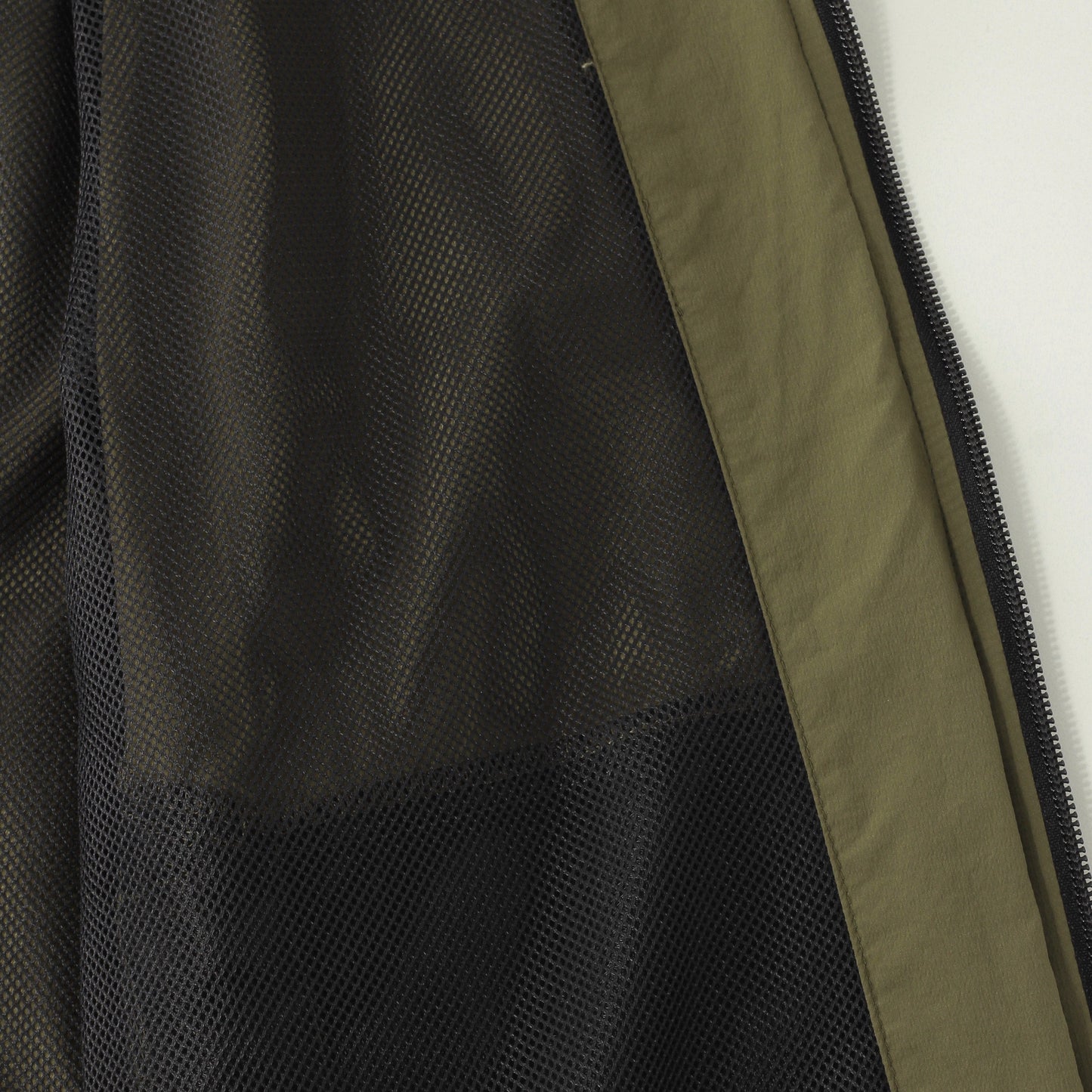 STRETCH NYLON MICRO RIP STOP COAT