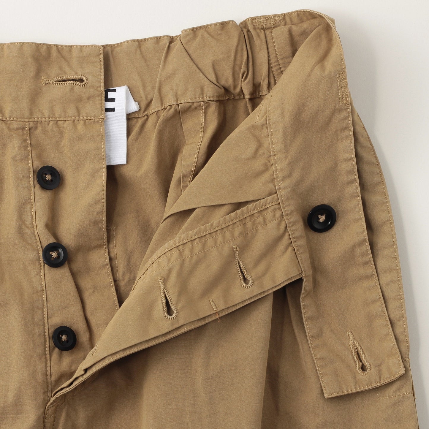 FINE COMPACT COTTON POPLIN TROUSERS