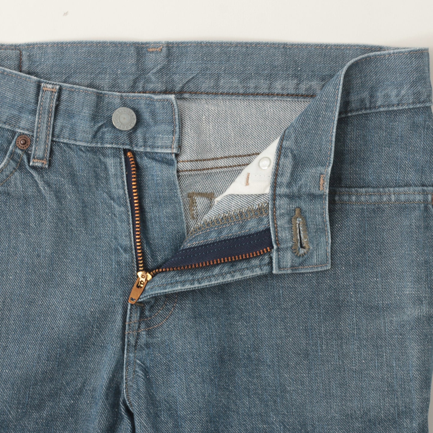 GREY CAST TROUSERS
