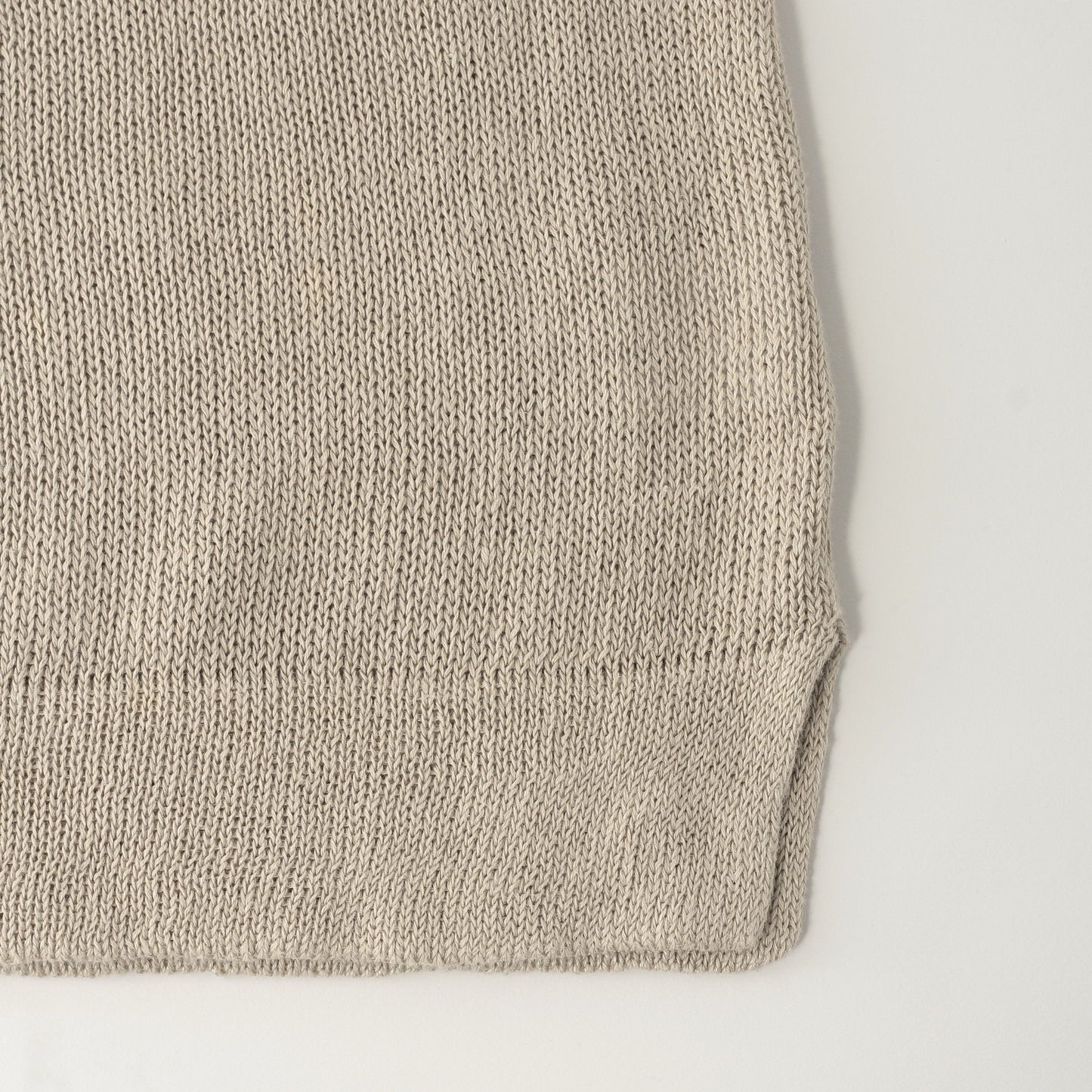 RELAXED V NECK JUMPER KNIT