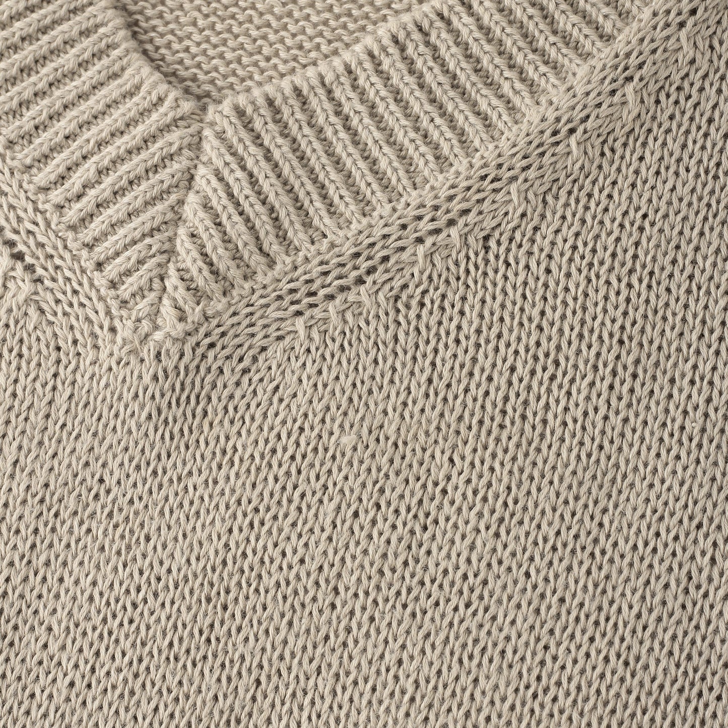 RELAXED V NECK JUMPER KNIT