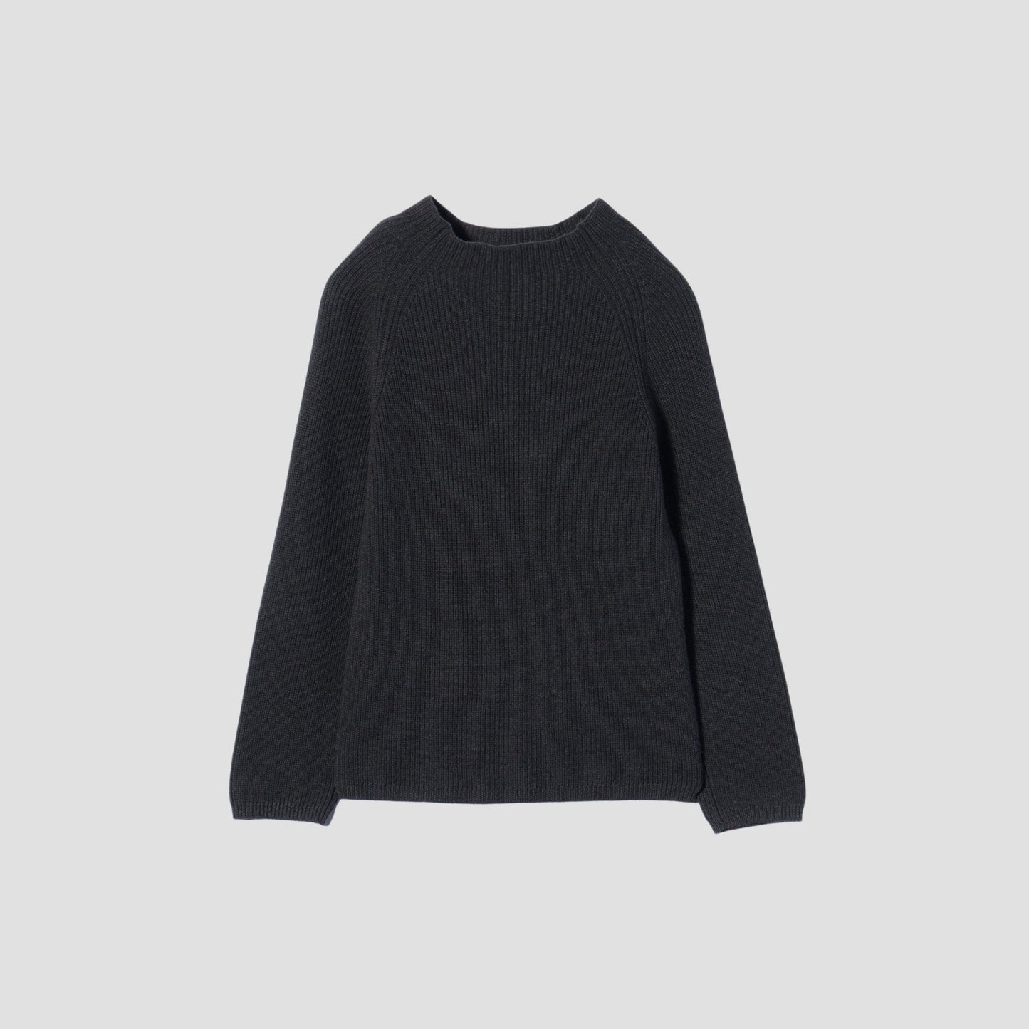 LIGHTWEIGHT WOOL KNIT