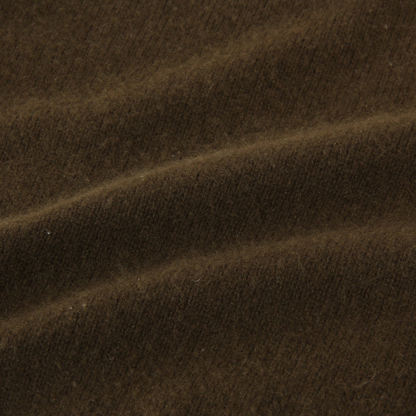 WIDE ROLL NECK KNIT