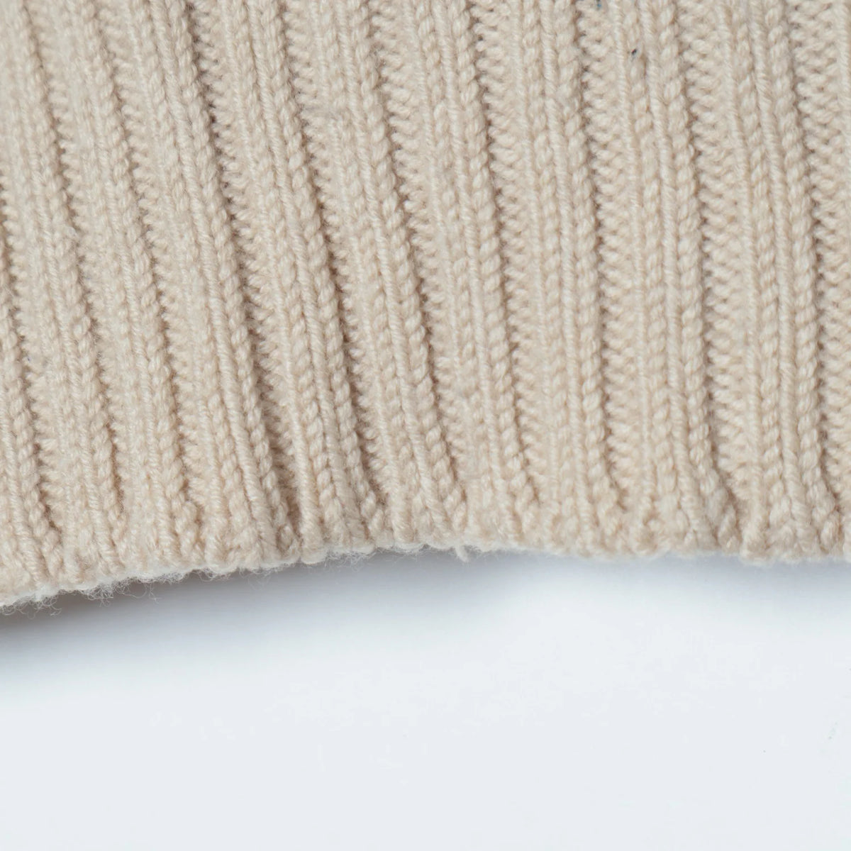 MULTI-END WOOL KNIT