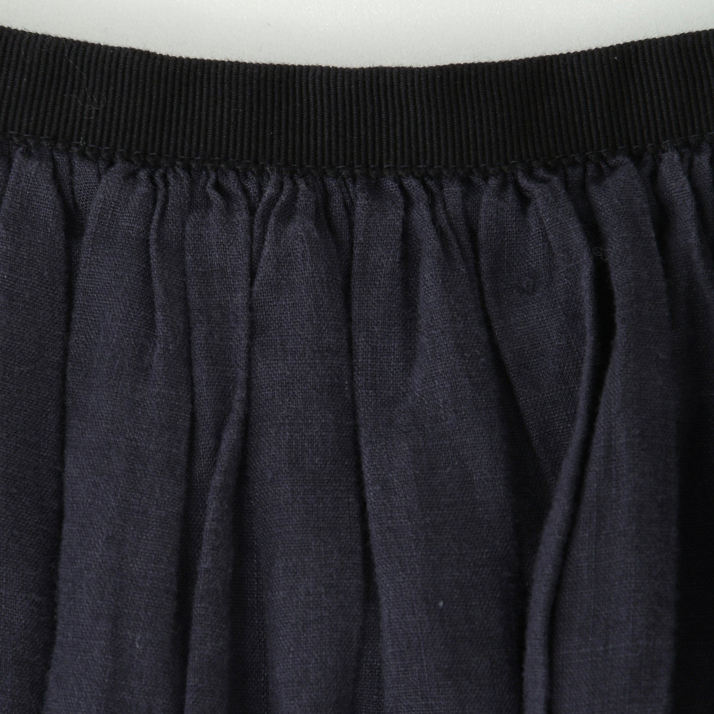LIGHTWEIGHT LINEN SKIRT