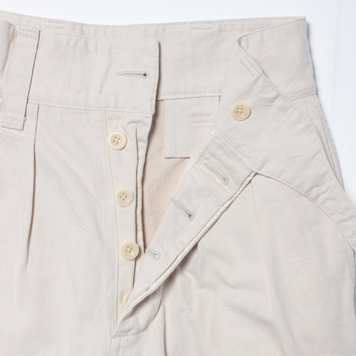 NATURAL DENIM TROUSERS