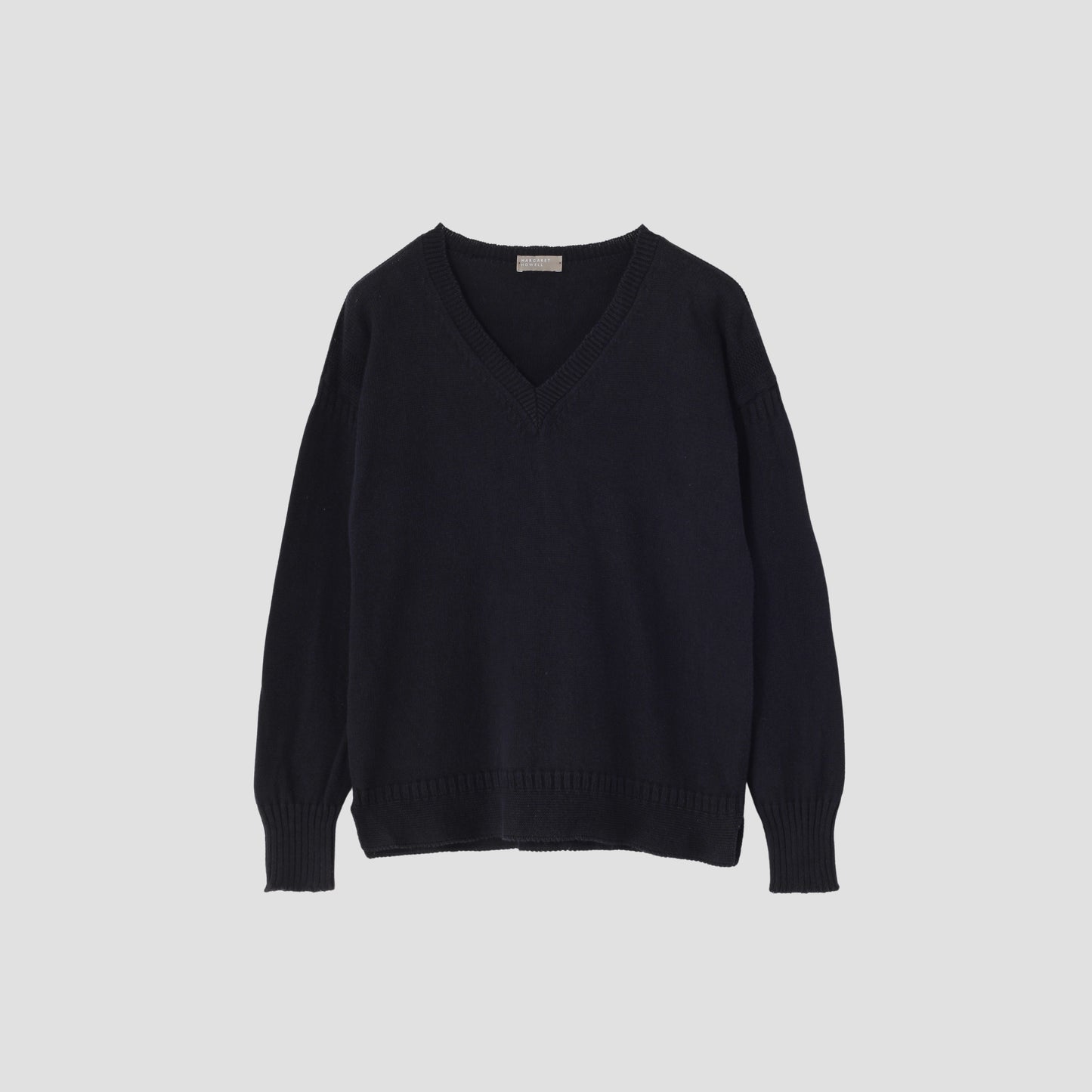 V NECK GUERNSEY KNIT
