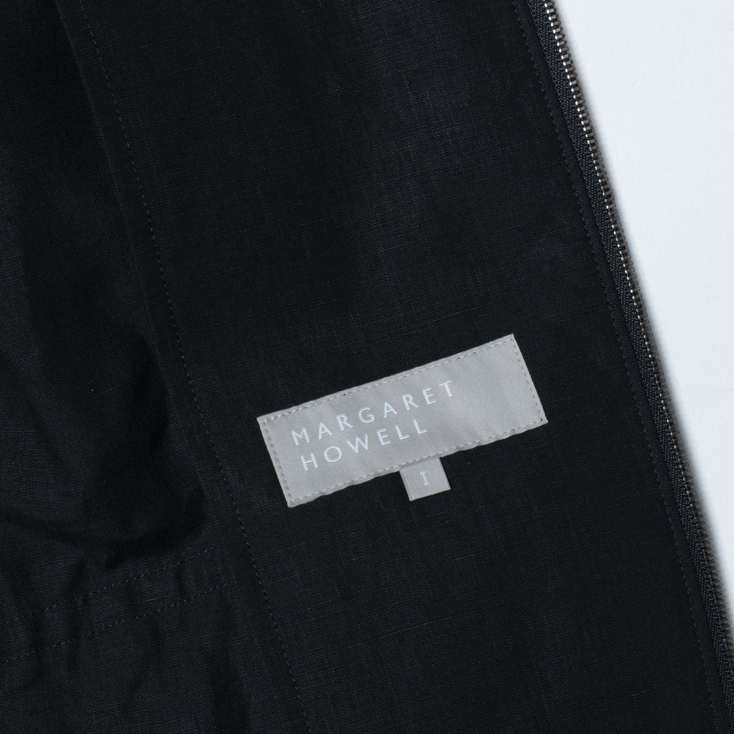 DENSE LINEN POPLIN BLOUSON