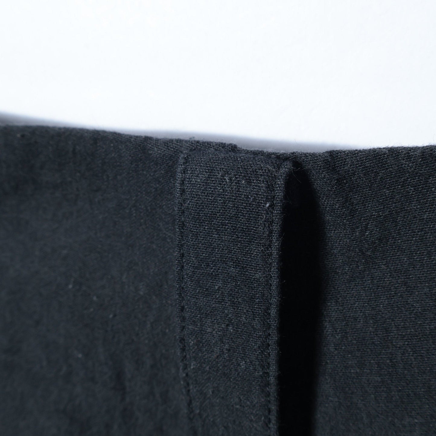 YARN DYE COTTON PLAINWEAVE TROUSERS