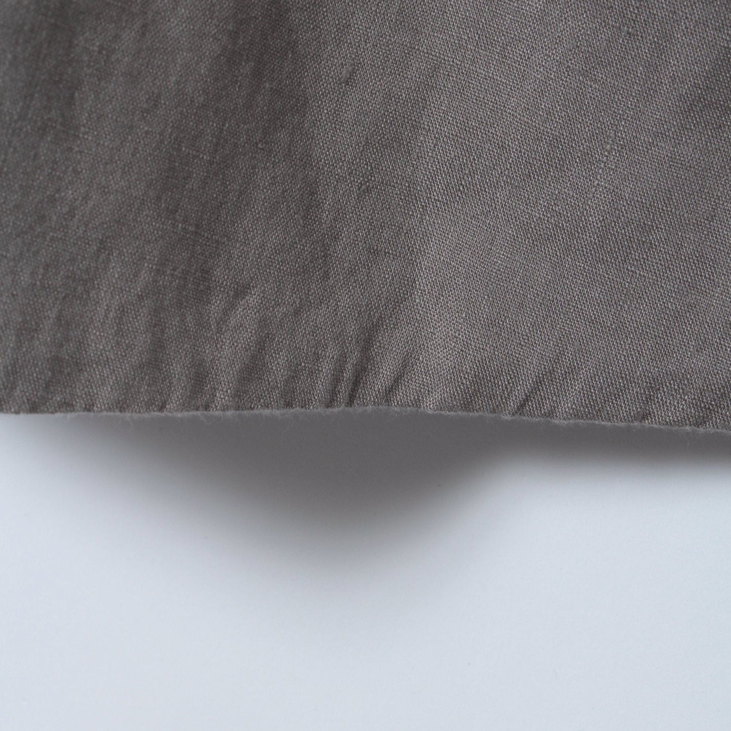 LIGHTWEIGHT LINEN DRESS