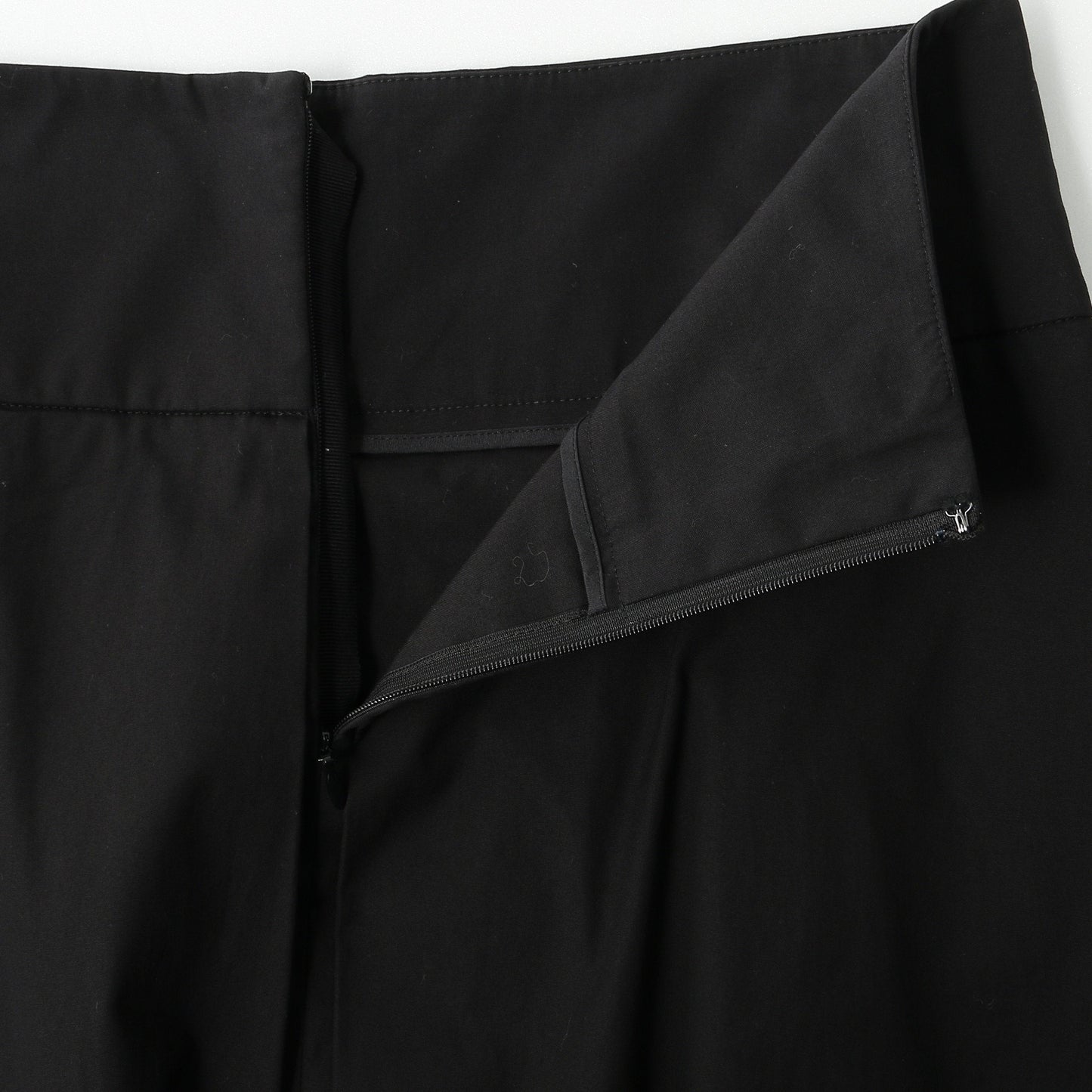 PINPOINT OXFORD SKIRT