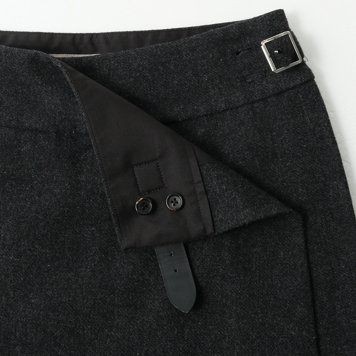 WOOLEN TWILL SKIRT