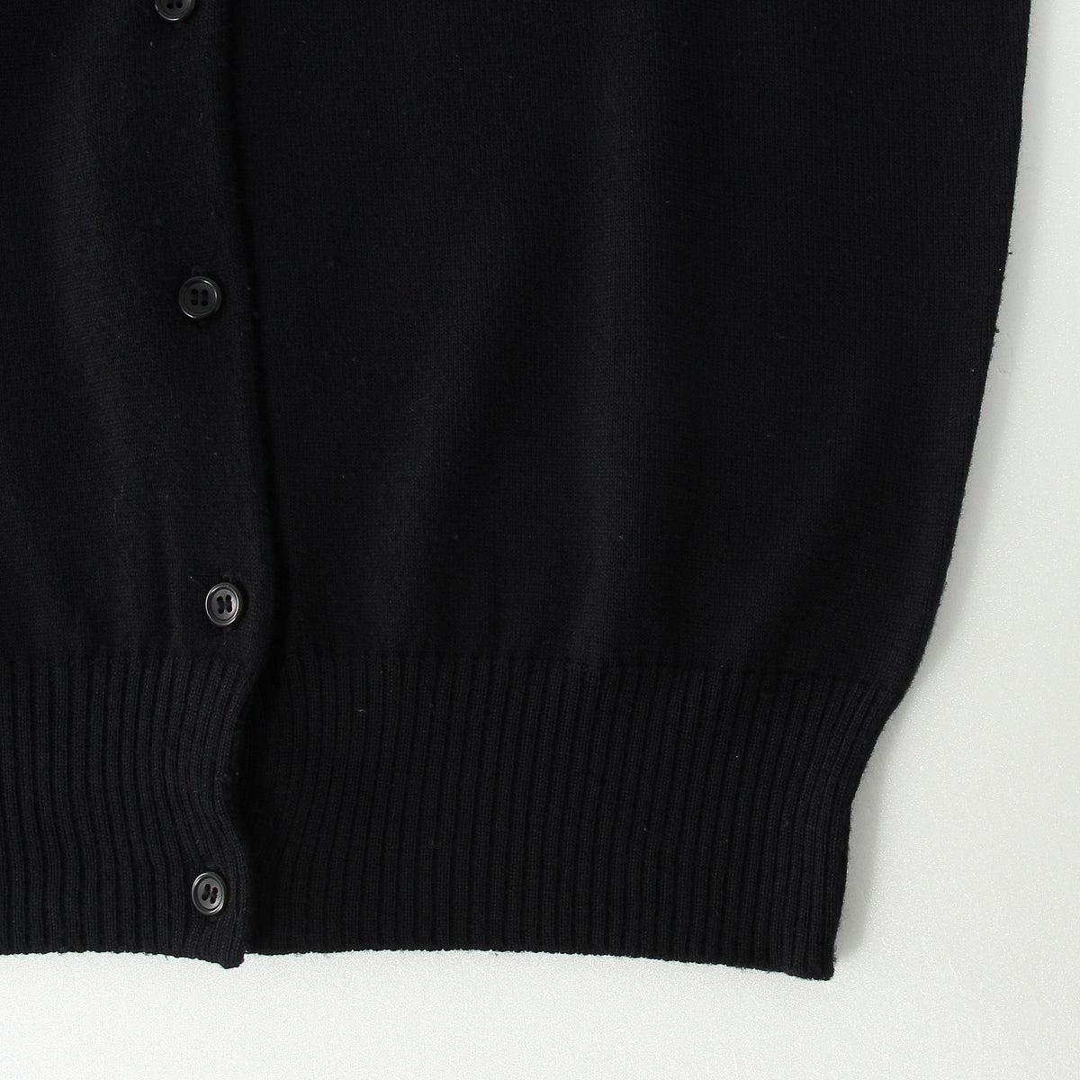 SUPERFINE WOOL KNIT