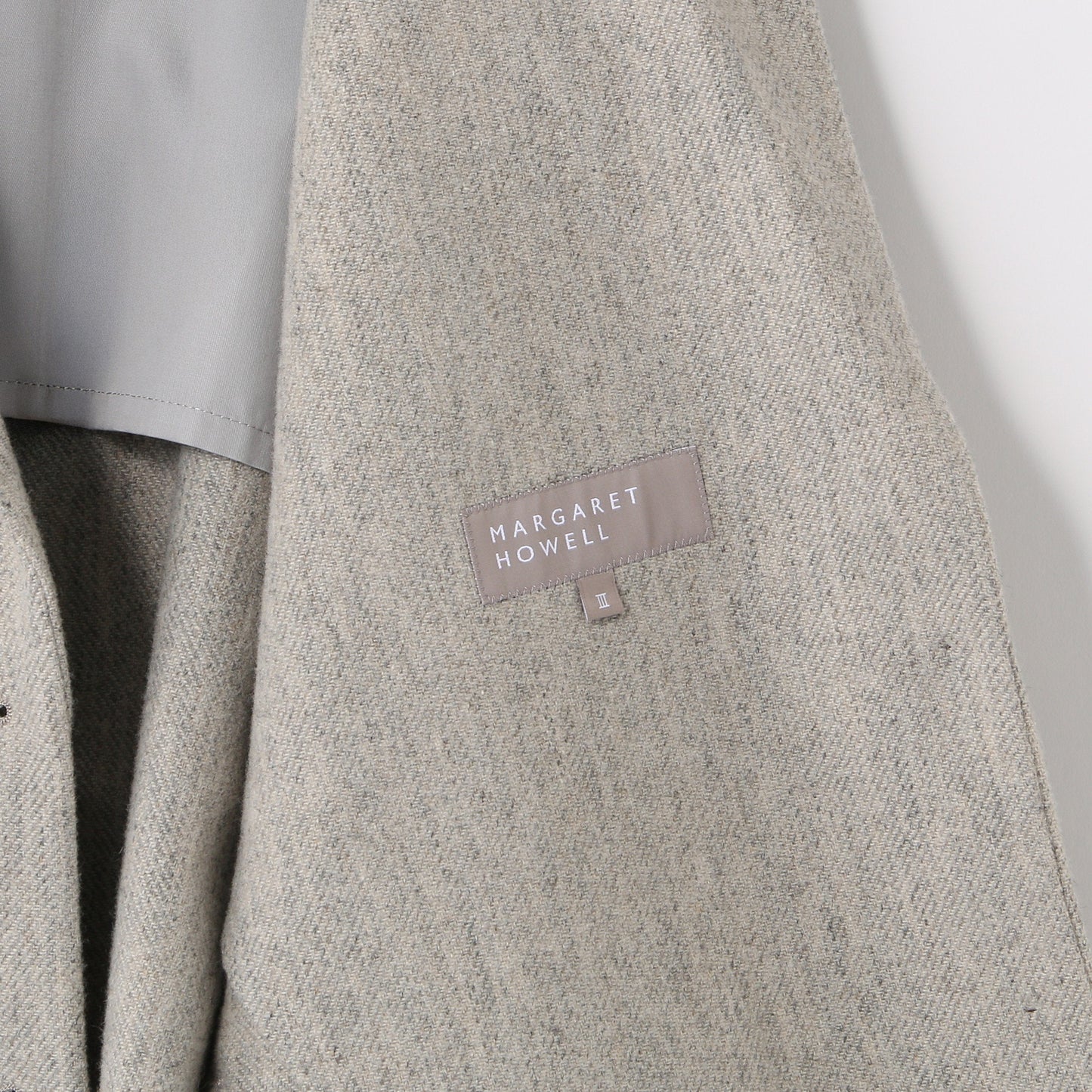 LIGHT BRITISH WOOL JACKET