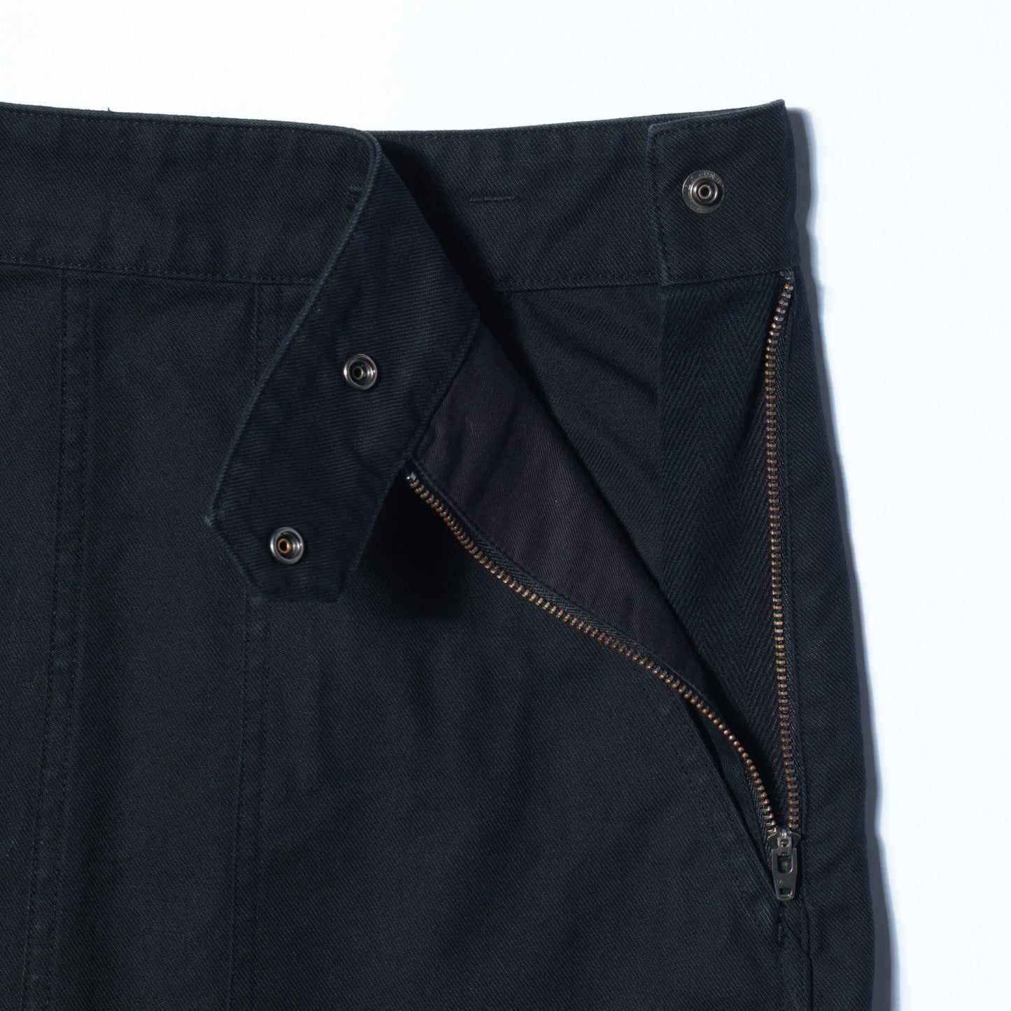 ORGANIC COTTON GABERDINE SKIRT
