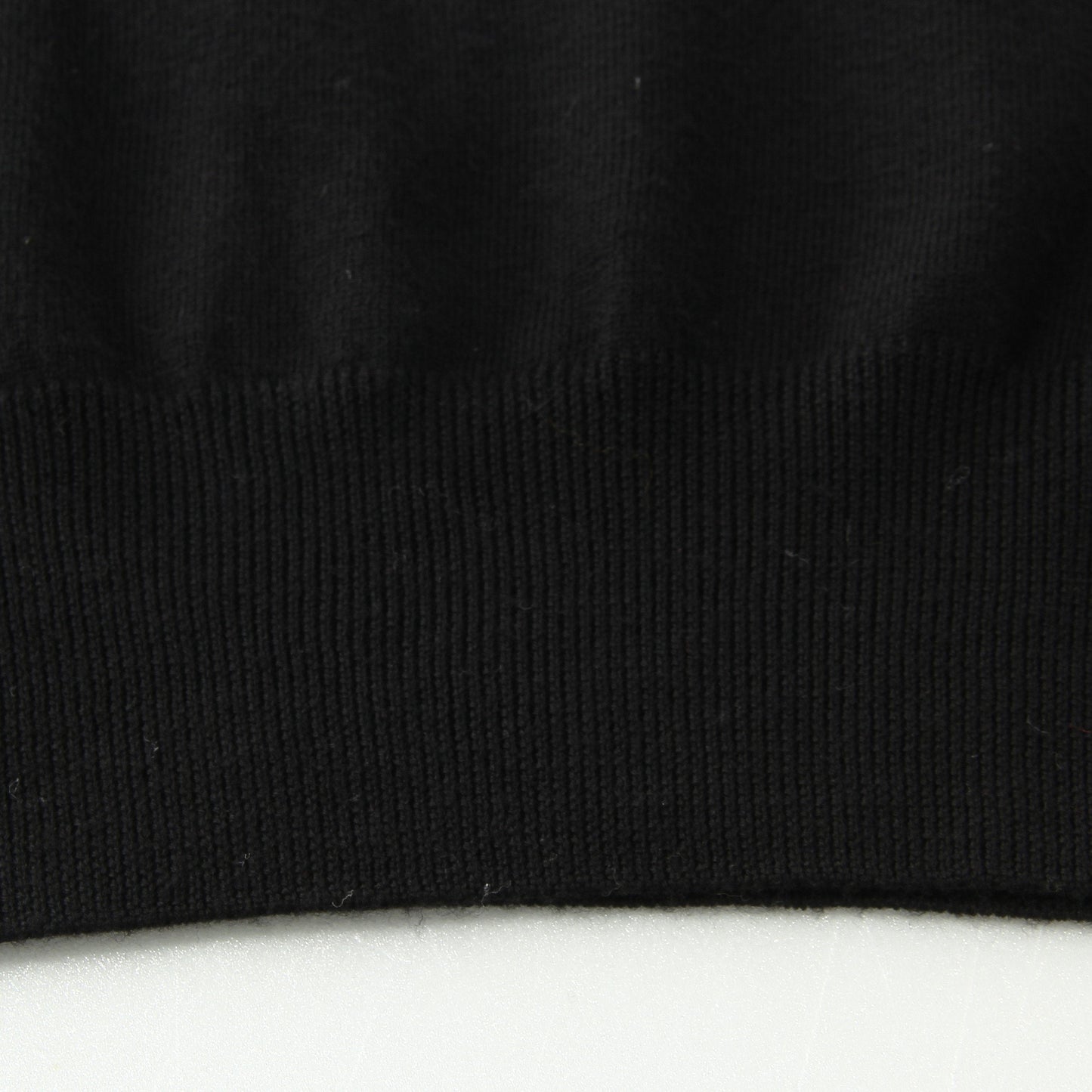SUPERFINE WOOL KNIT