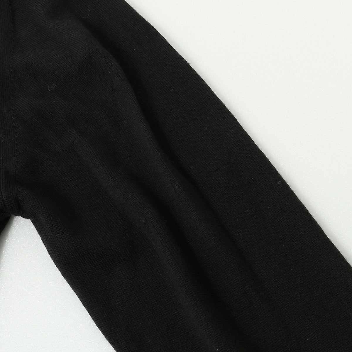 CLASSIC MERINO KNIT
