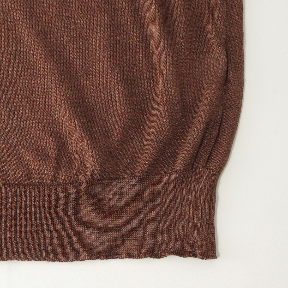 CLOSE NECK T SHIRT KNIT