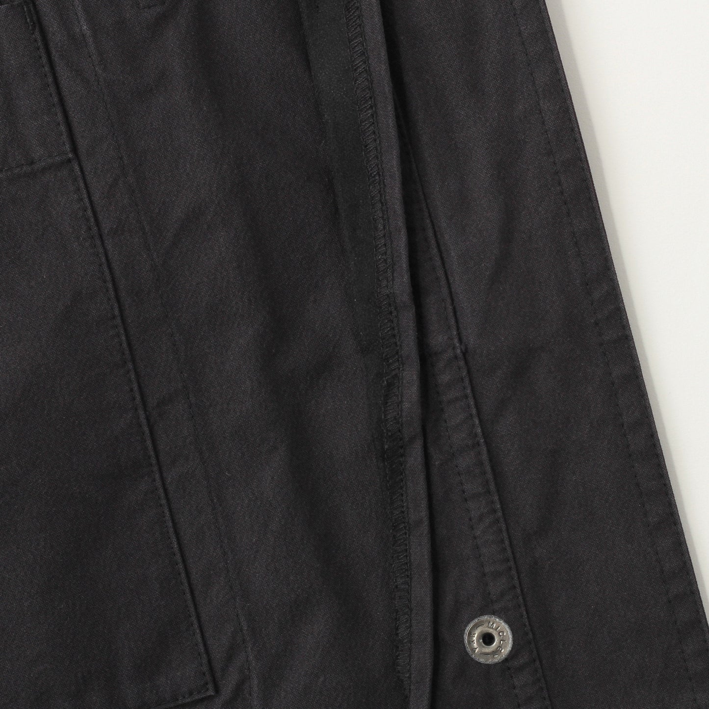 DENSE COTTON NYLON PLAINWEAVE COAT