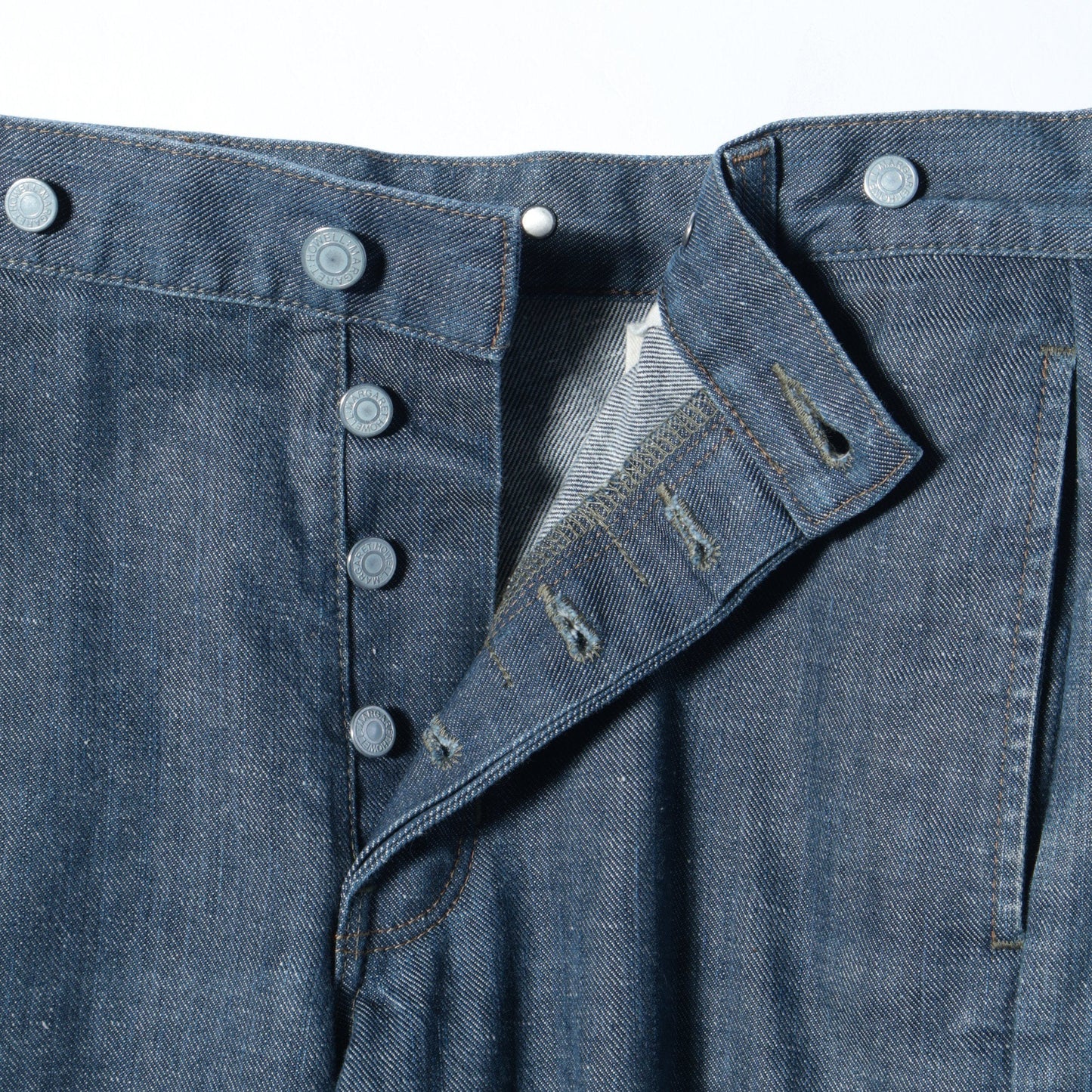 SUMMER WOOL TROUSERS