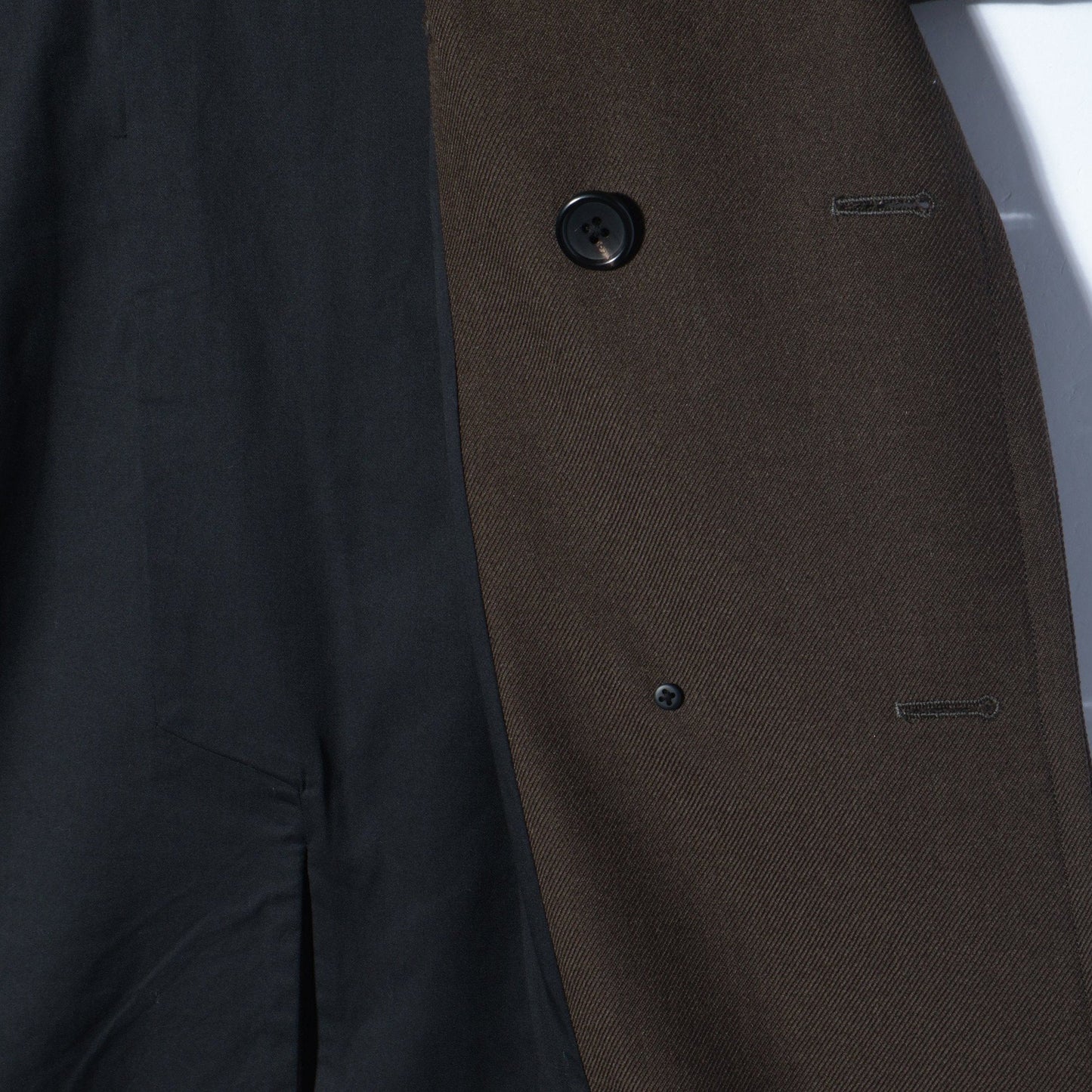 WORSTED WOOL TWILL COAT