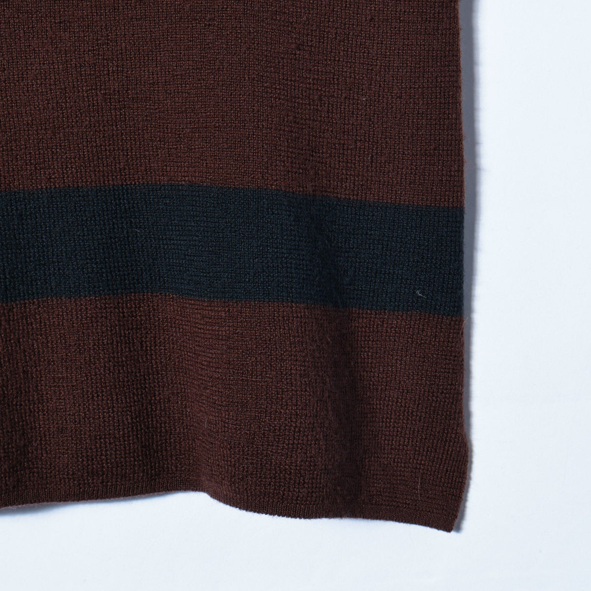 PURE WOOL KNIT