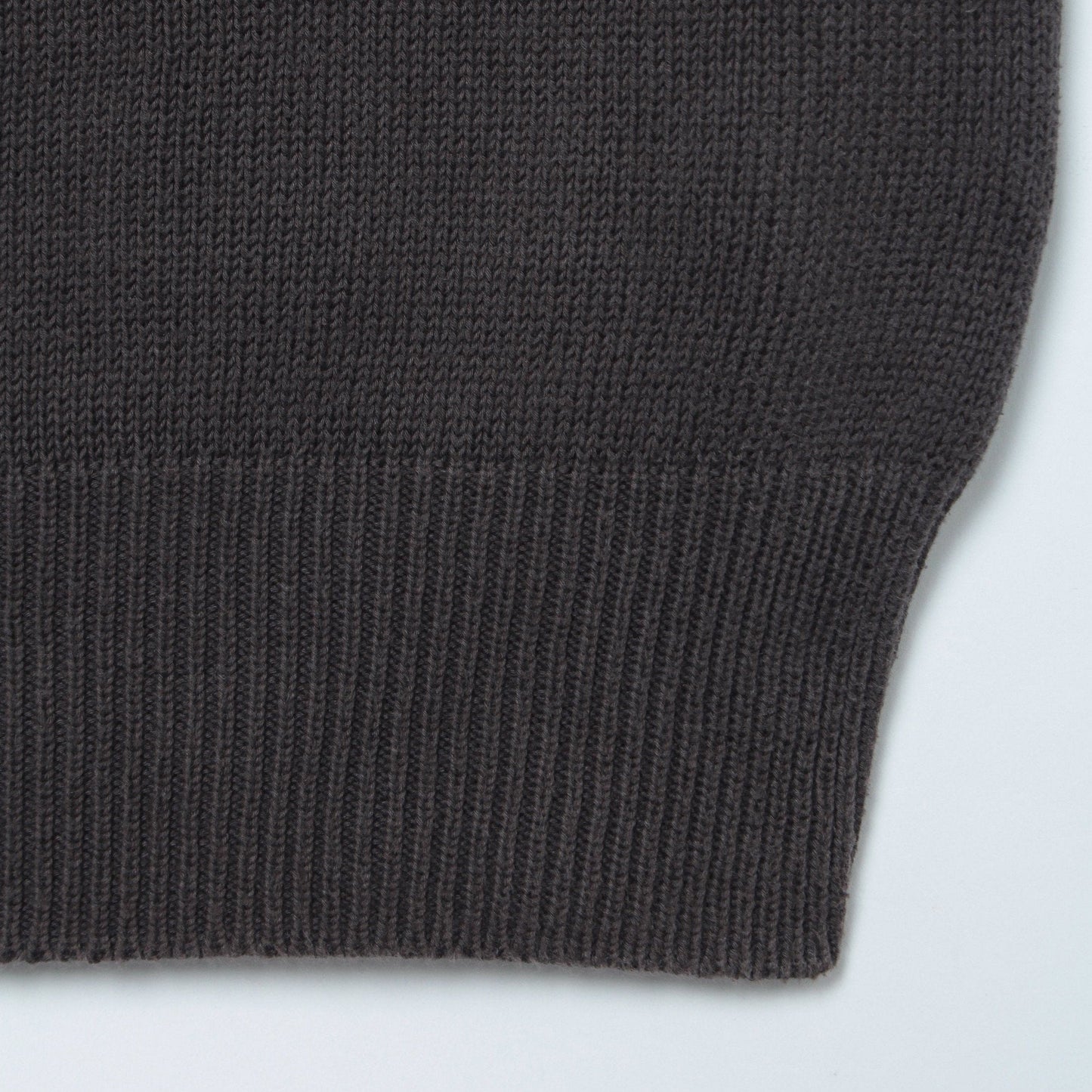 CAST OFF ROLL NECK KNIT